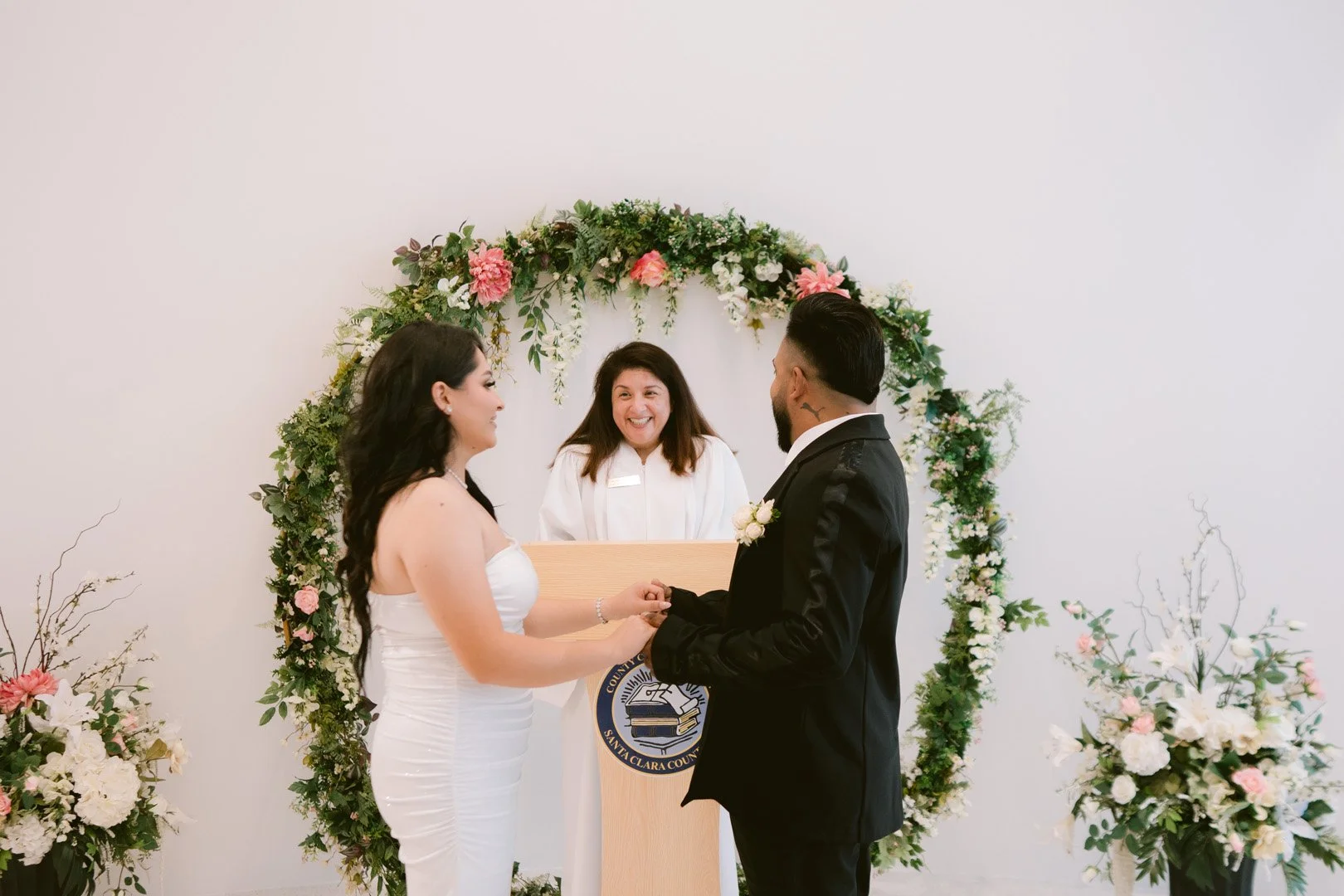 Mexican_civil_wedding_Portraits_vasona_lake-10.jpg