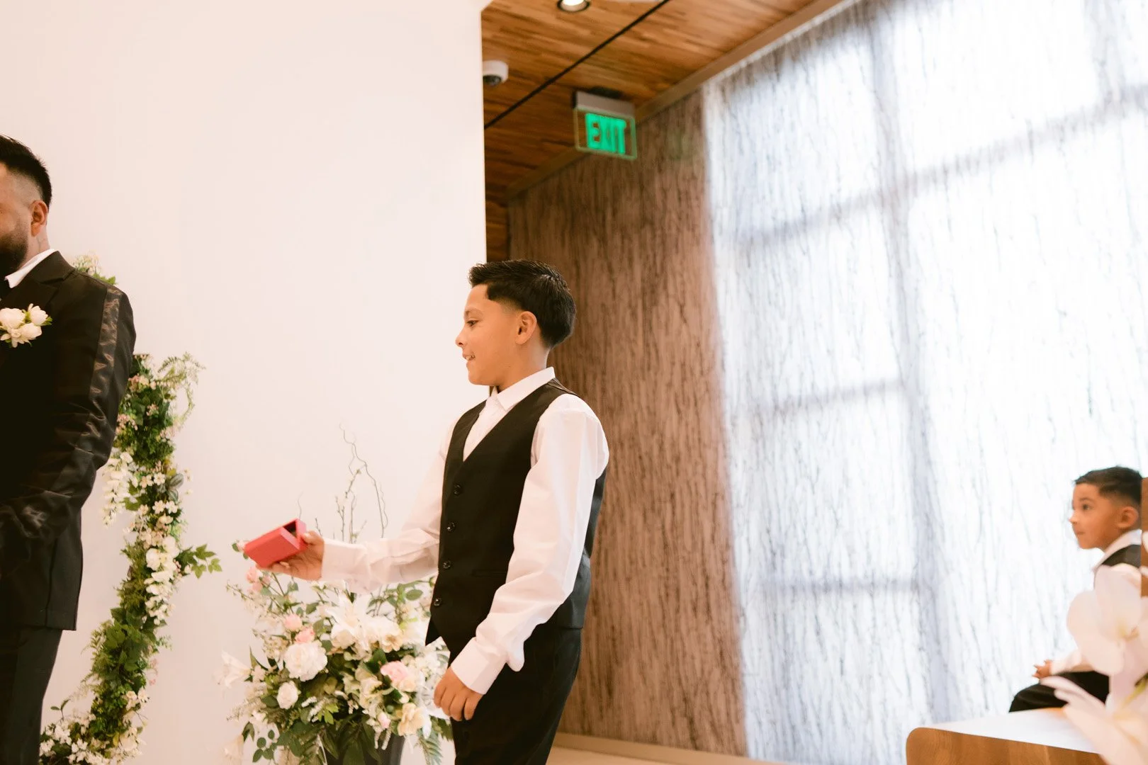 Mexican_civil_wedding_Portraits_vasona_lake-13.jpg