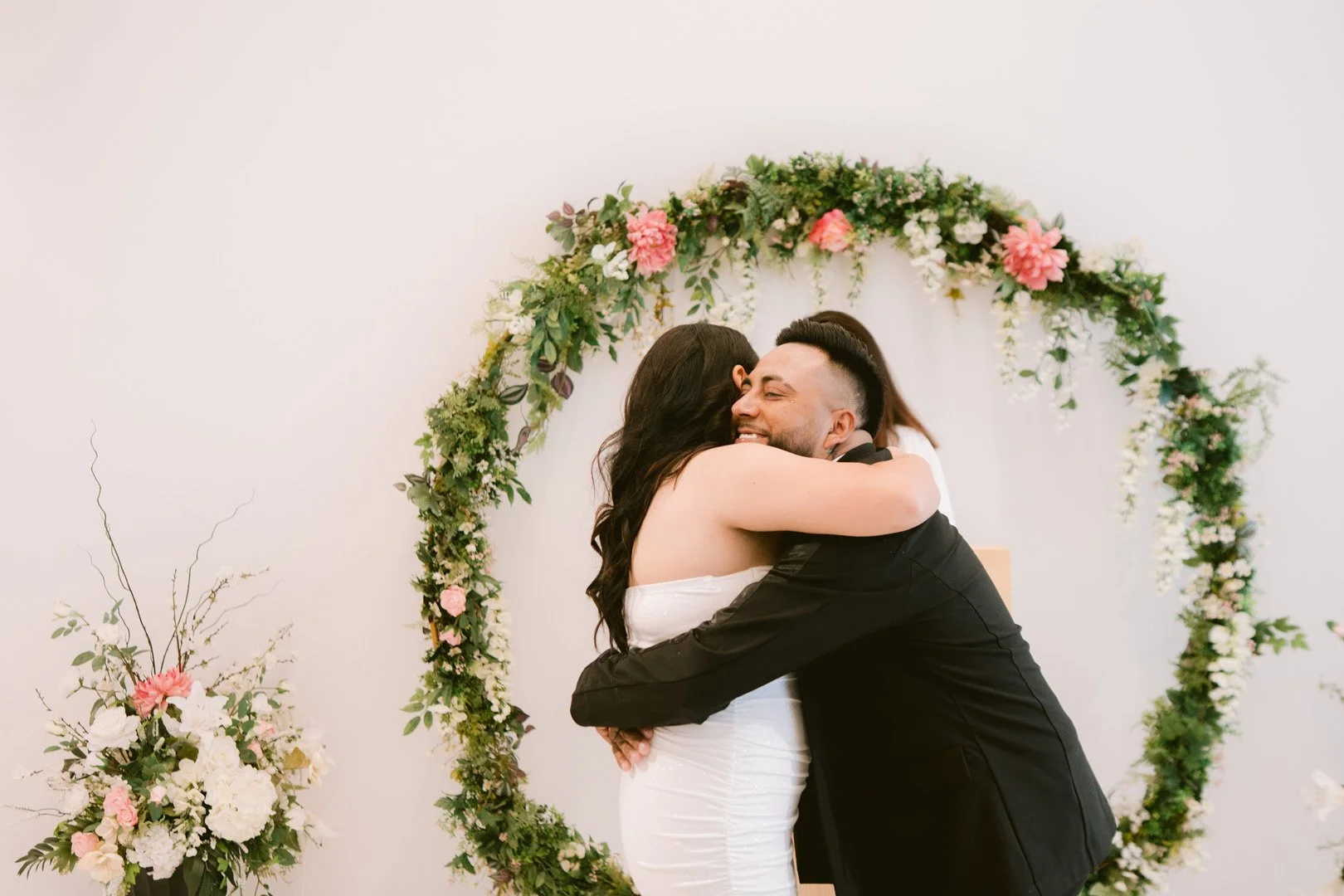 Mexican_civil_wedding_Portraits_vasona_lake-20.jpg