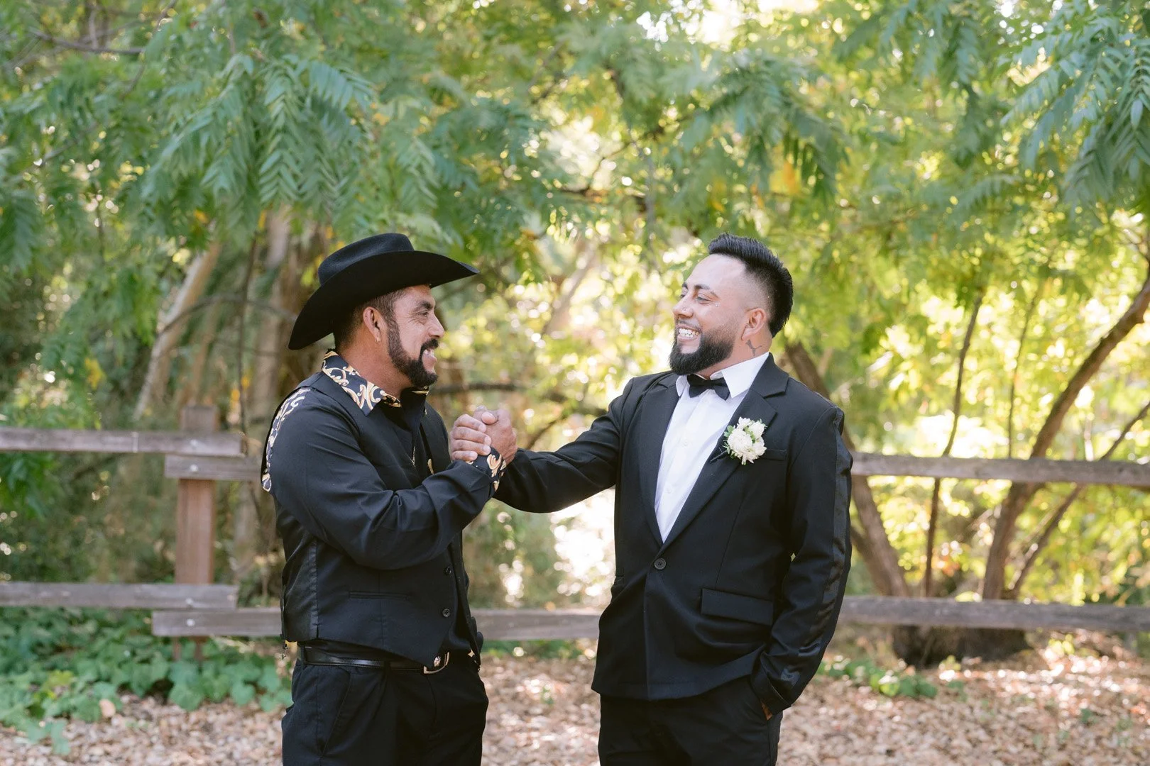 Mexican_civil_wedding_Portraits_vasona_lake-74.jpg