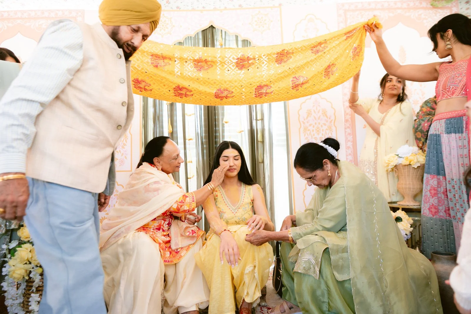 Punjabi_bride_Maiyaan-128.jpg