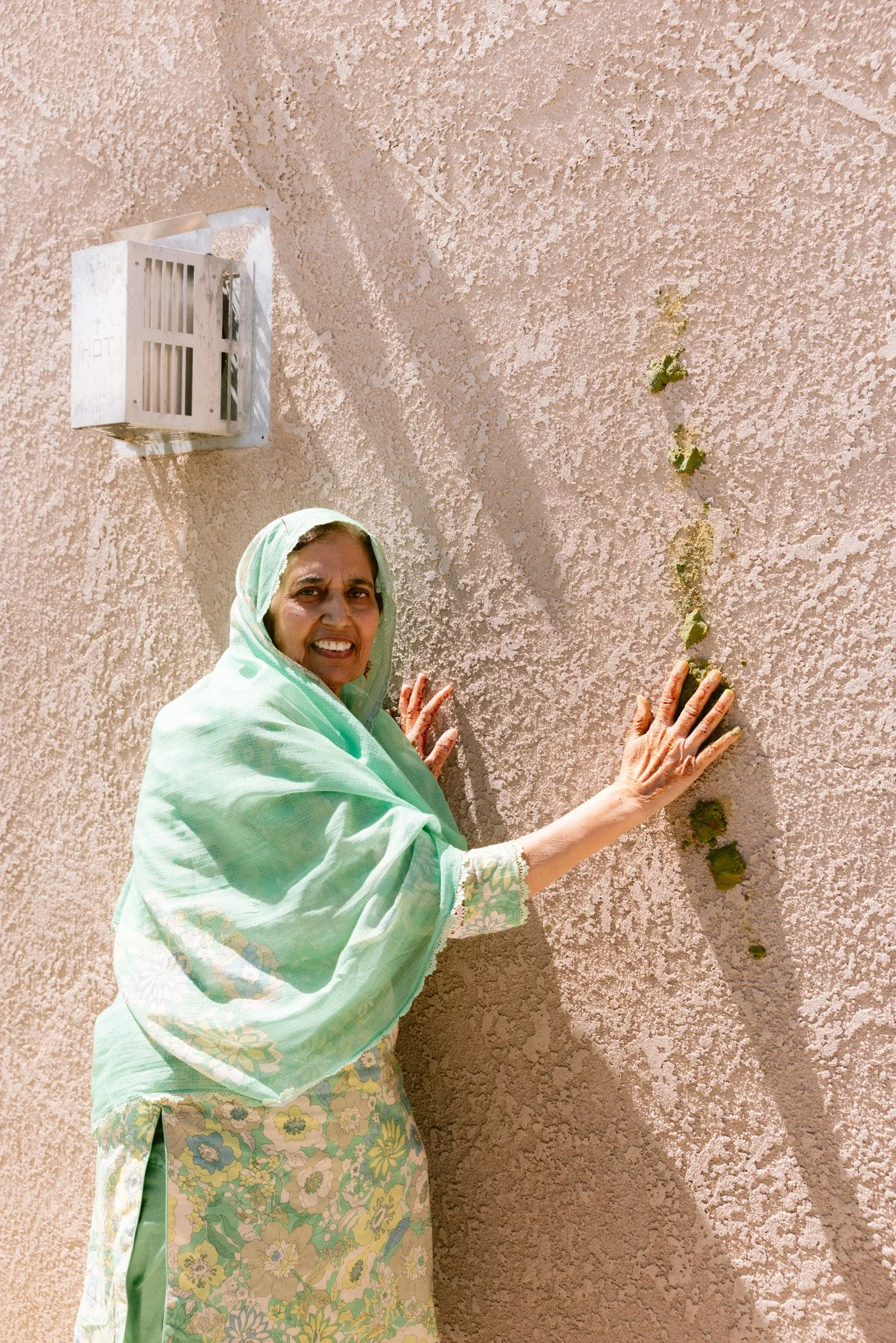 Sikh_punjabi_groom_Maiyan_Mehndi_Jaggo_Fresno-55.jpg