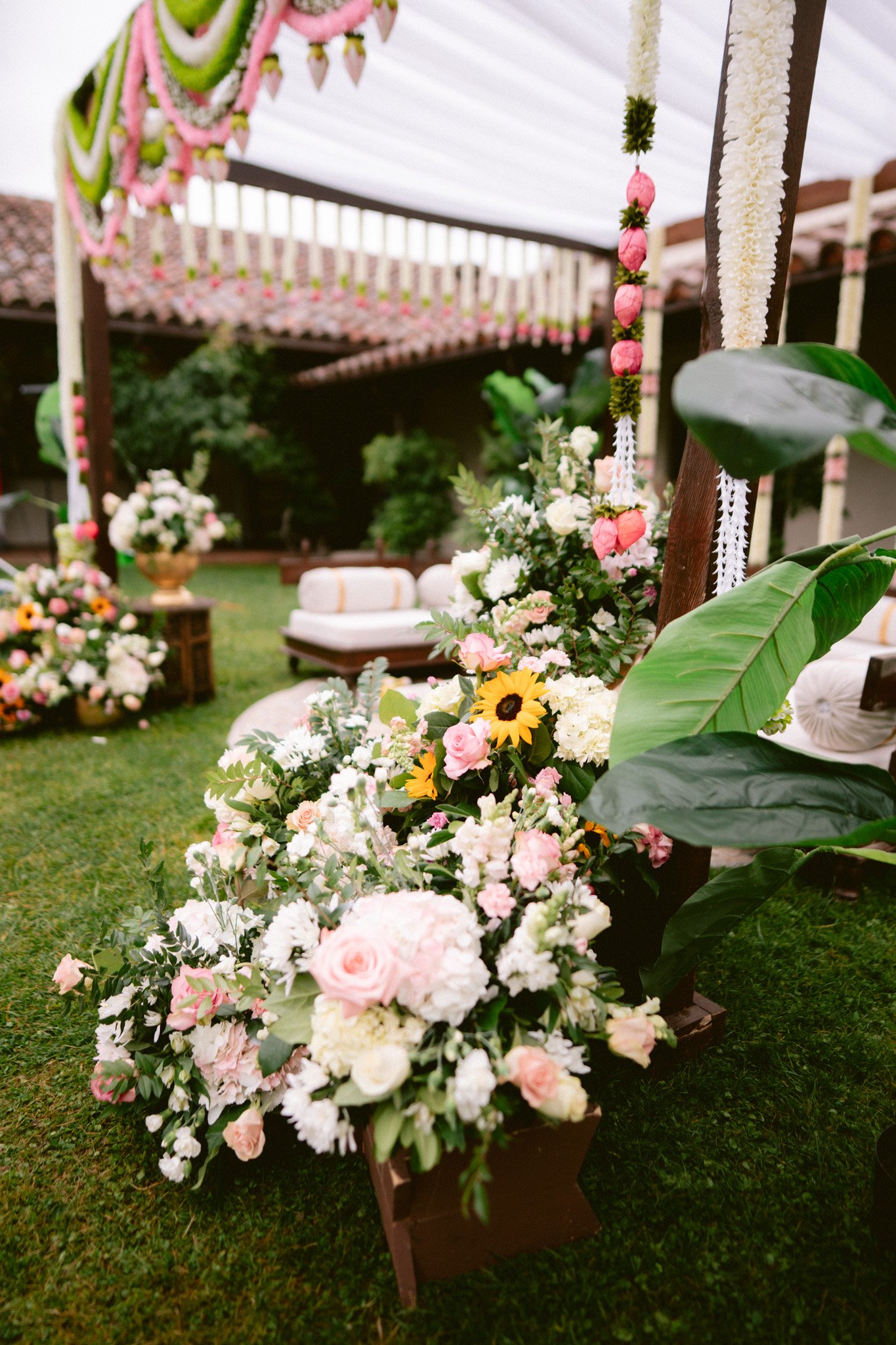 Dazzling_Streaks_Lucie_Stern_Community_Center_Indian_Wedding_Decor-24.jpg