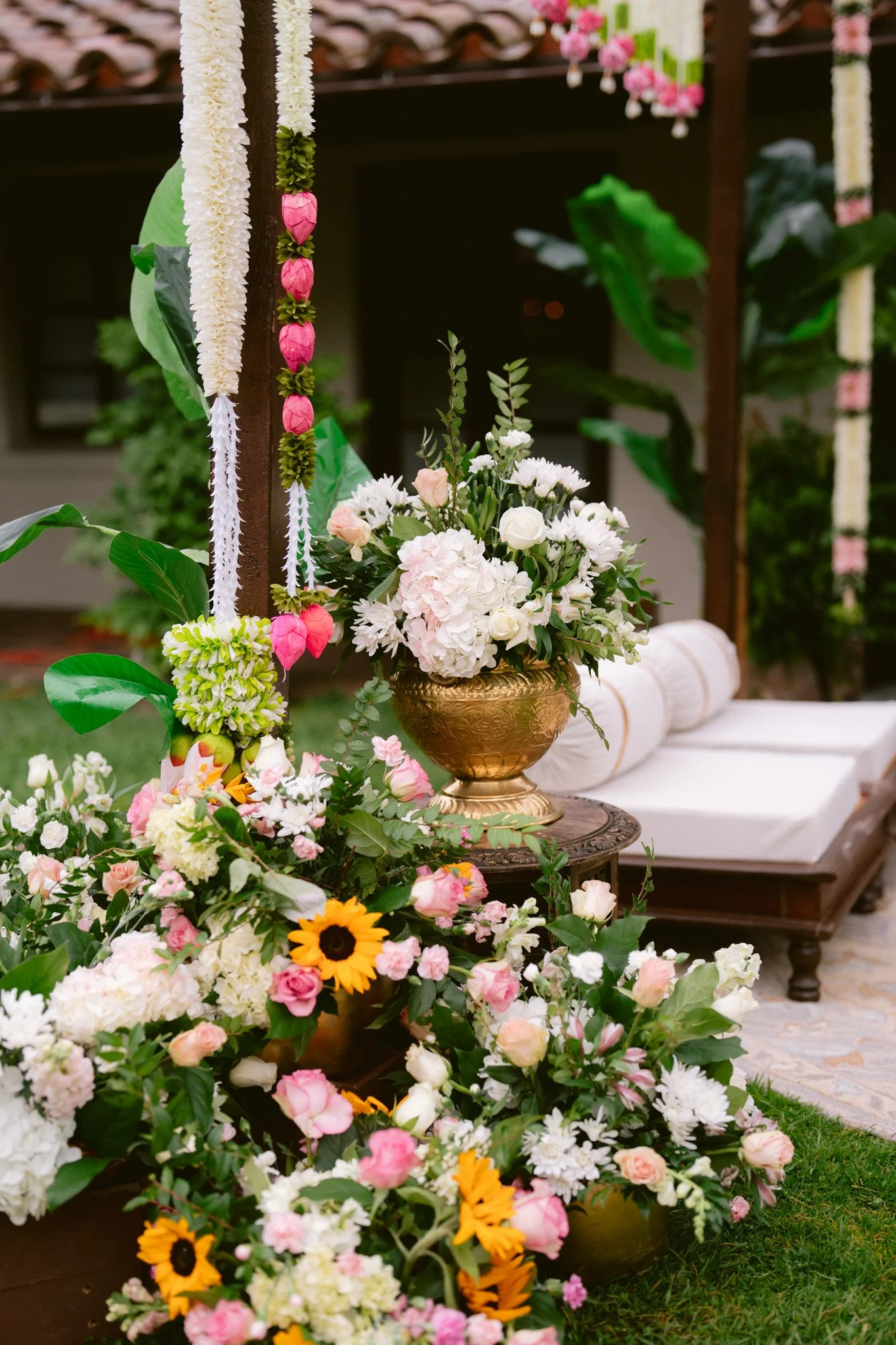 Dazzling_Streaks_Lucie_Stern_Community_Center_Indian_Wedding_Decor-61.jpg