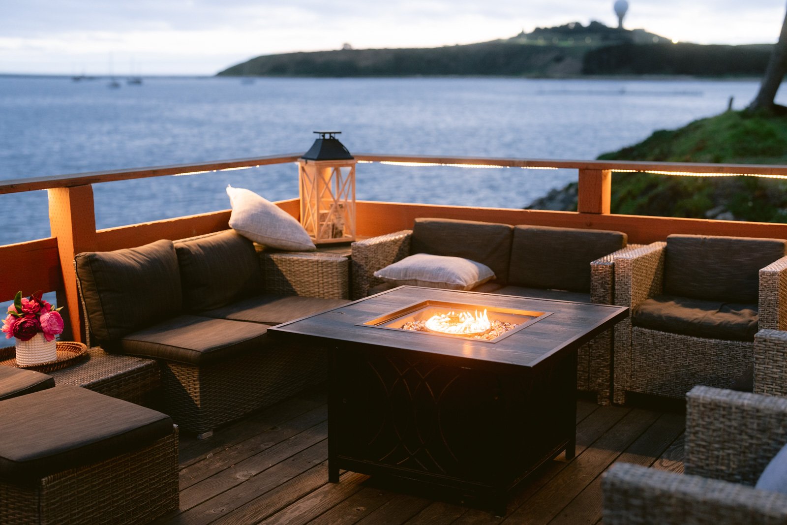mavericks_house_welcome_party_photos-121.jpg