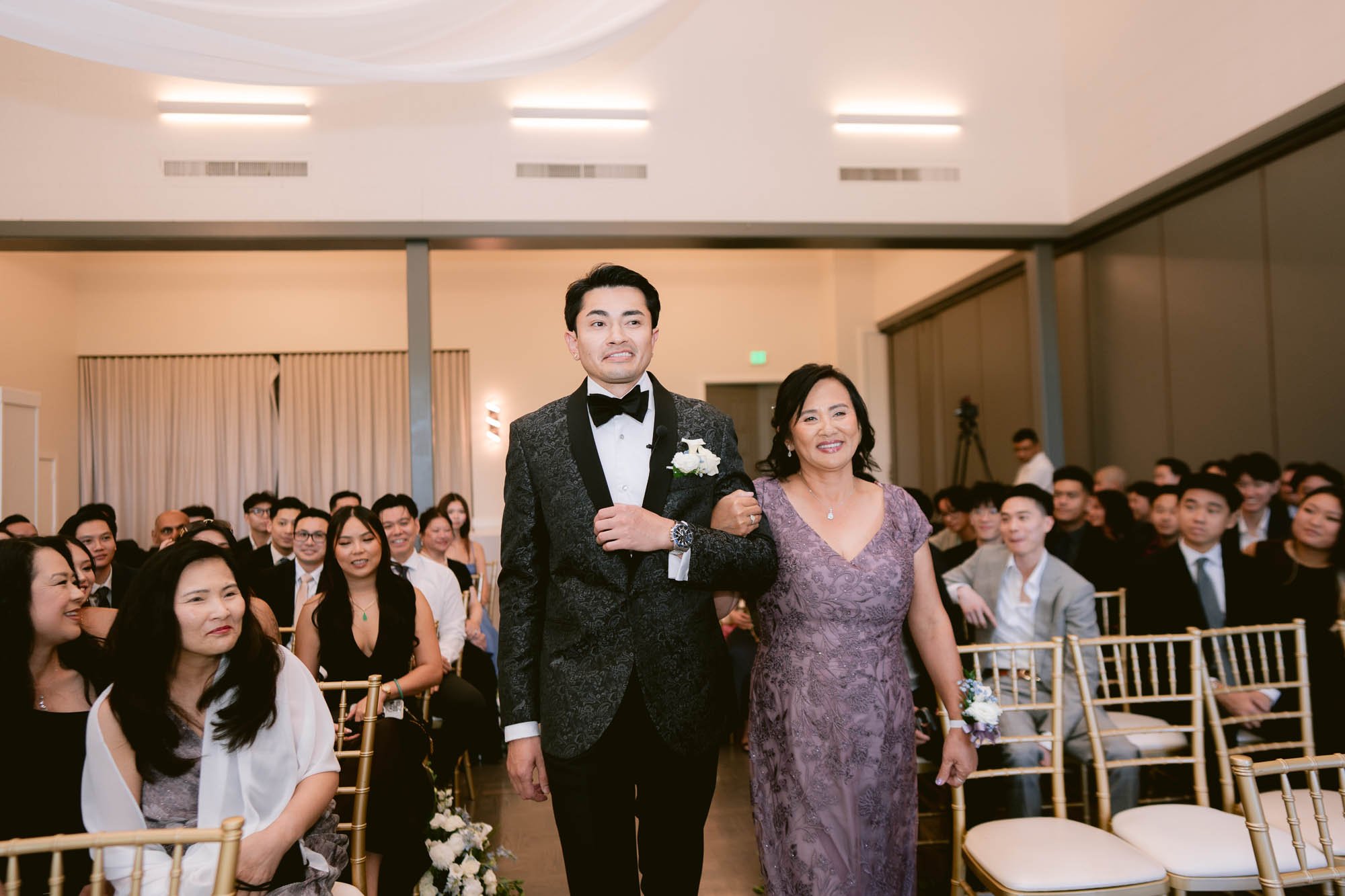 American_Wedding_the_club_at_Castlewood-211.jpg