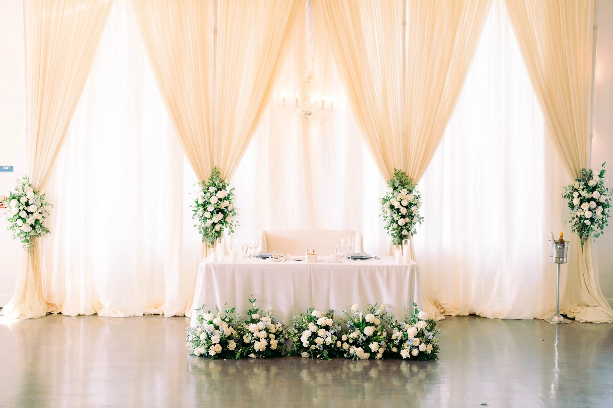 American_Wedding_the_club_at_Castlewood-244.jpg