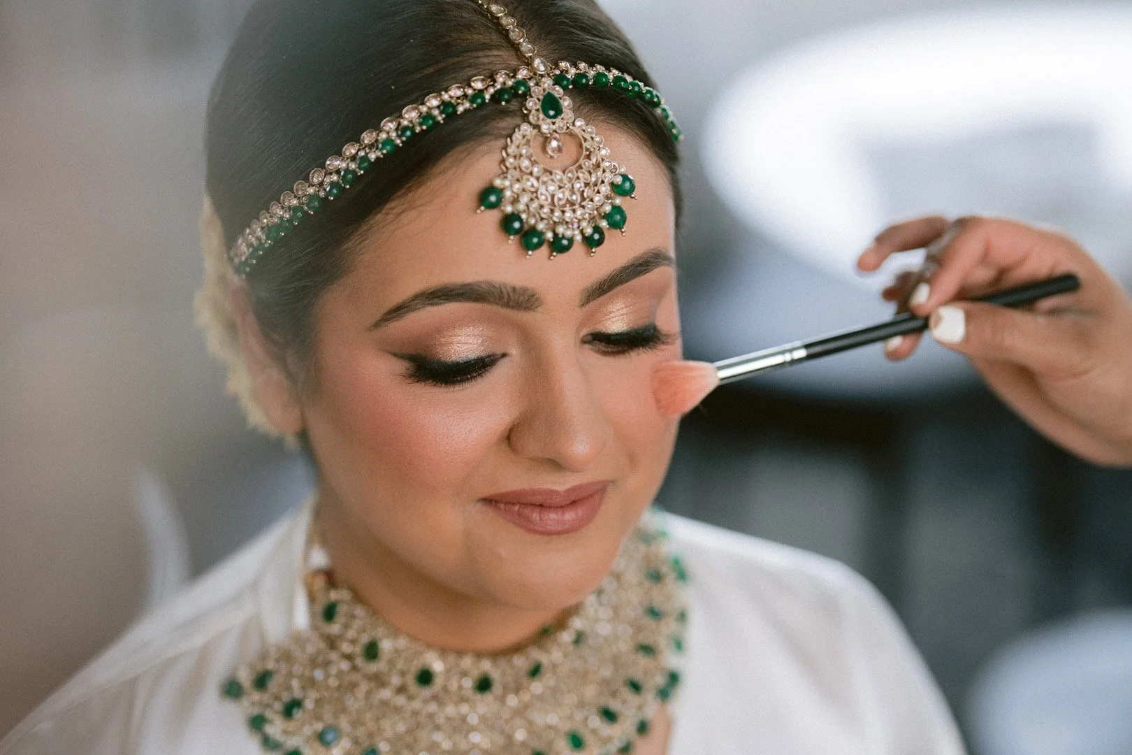 gujratibridegettingreadyportraits-4.jpg