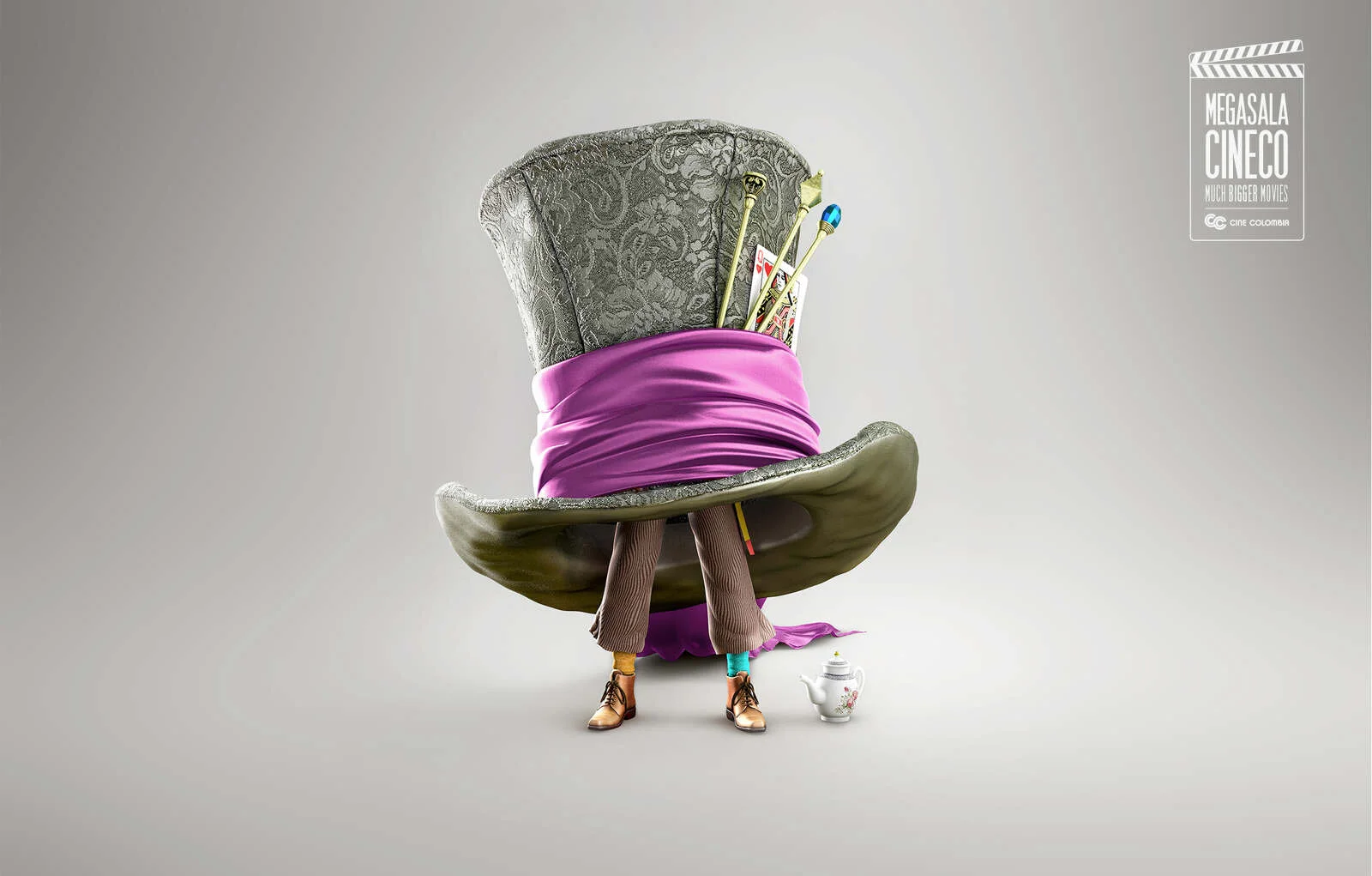 03Bigger_Madhatter_Megasala_1600_c.jpg