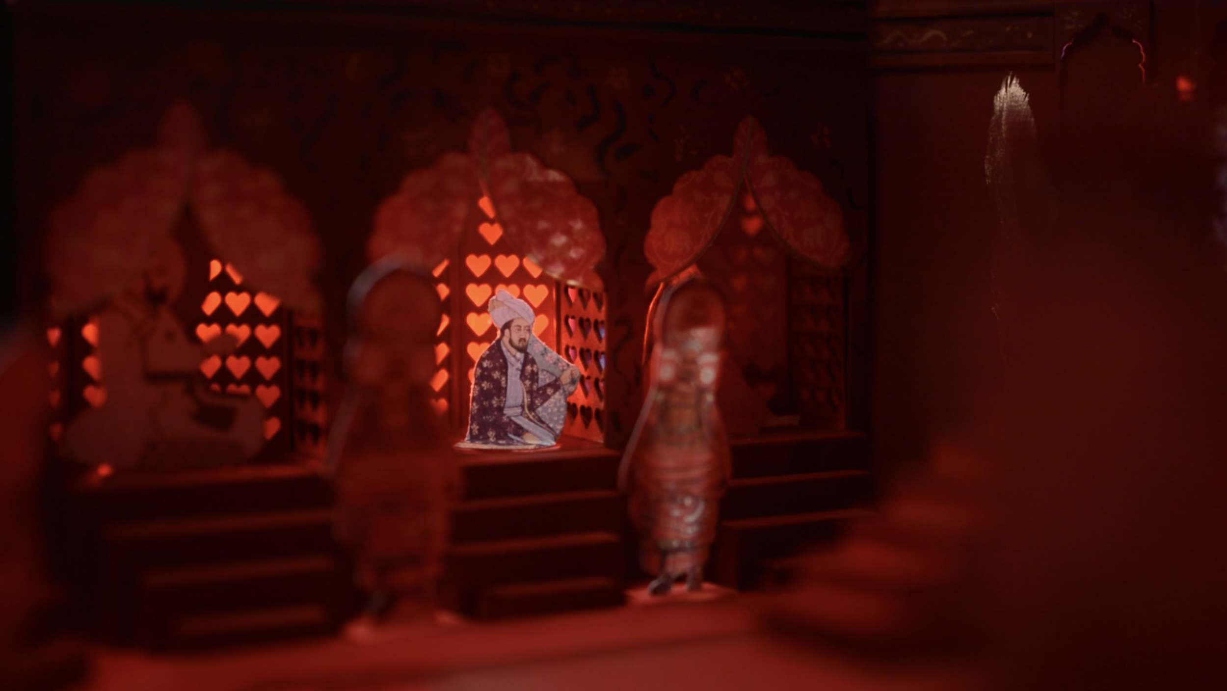A Courtier in the Red Queen's Castle
Model Photo by Isabel Padilla
