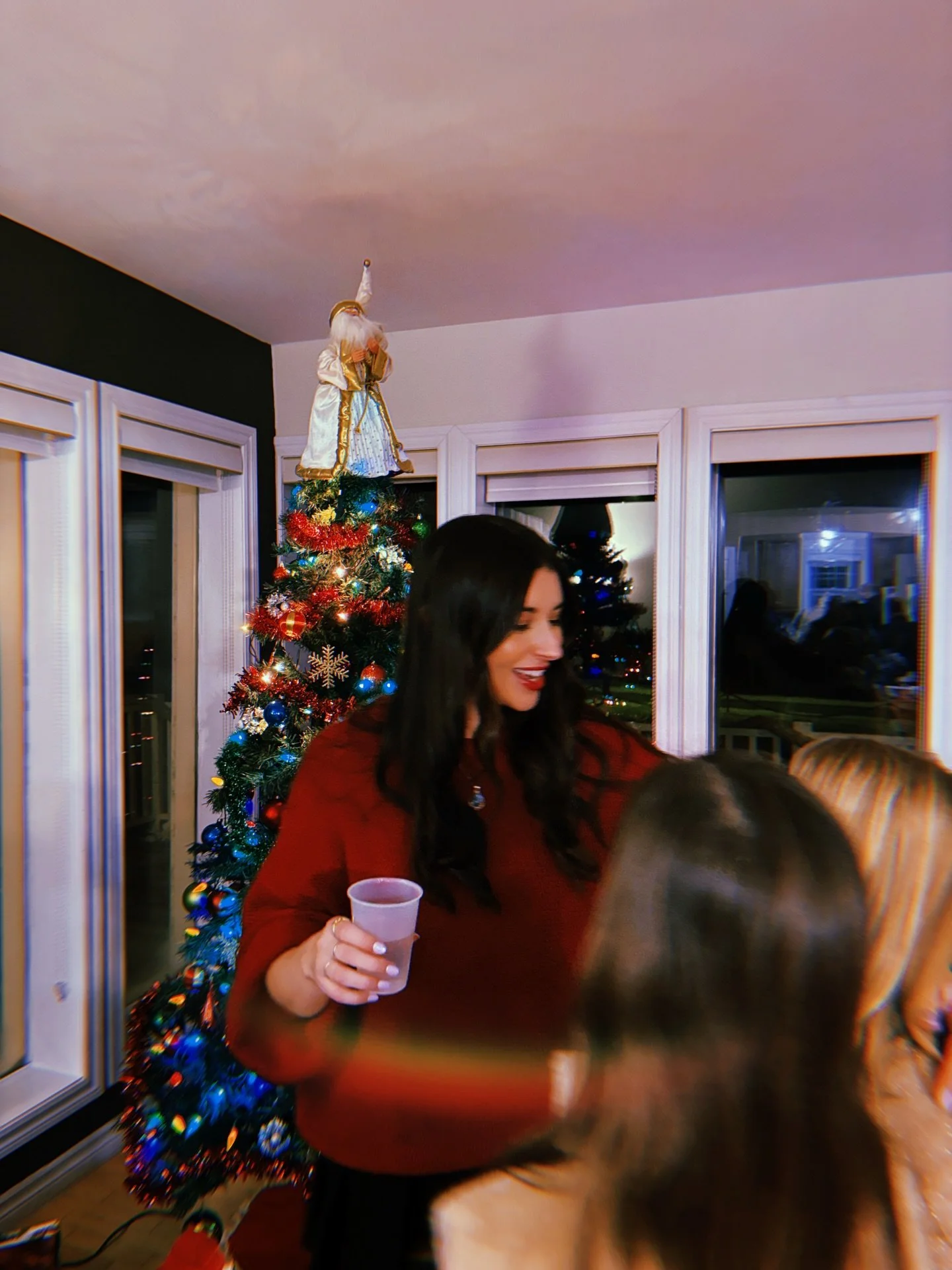 Quelques-uns de mes moments prefs de ce No&euml;l parfait 🎄

(Je voulais surtout brag un peu que j&rsquo;ai remport&eacute; la traditionnelle game de quilles (ex-&aelig;quo avec ma filleule) et que j&rsquo;ai remport&eacute; aussi une main de poker 