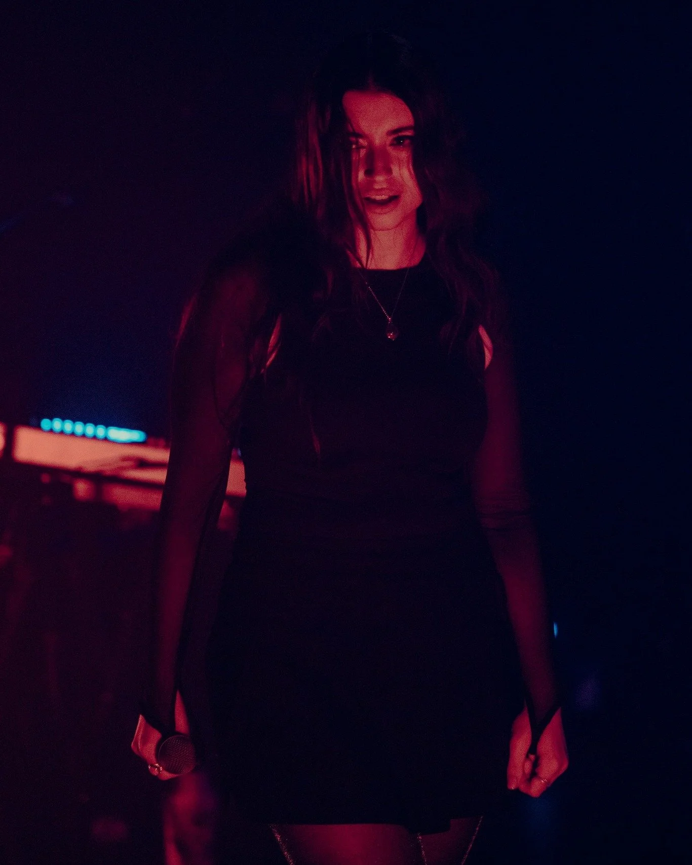 Toujours un peu envie de mettre le feu hihihihi 🔥

📸 : @la_ptite_photographe