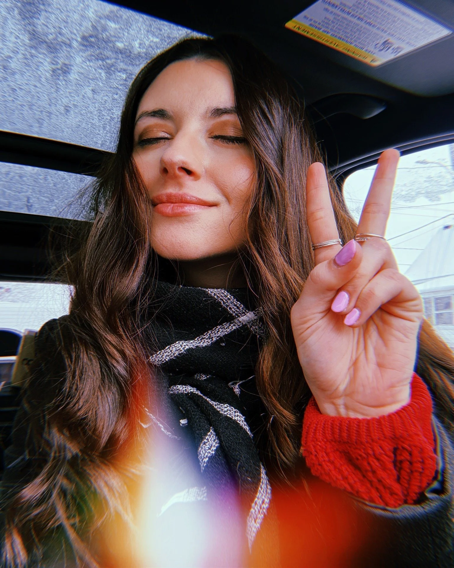 Hier, j'&eacute;tais en atelier avec les &eacute;l&egrave;ves de l'&eacute;cole Marguerite-Bourgeoys de Saint-Jean-sur-Richelieu!

Dans le cadre de la journ&eacute;e 'D&eacute;couvre ta passion', je leur ai parl&eacute; de mon m&eacute;tier et je leu