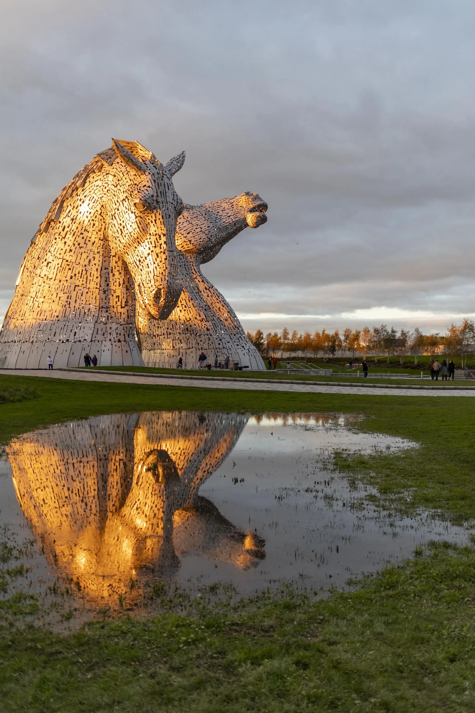 Kelpies at Night_65-HDR.jpg