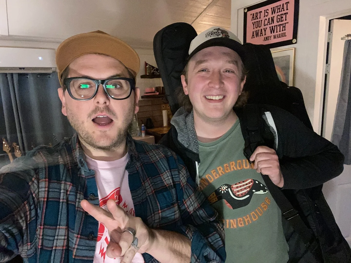 Makin&rsquo; Country shit with @myklejawns /// has a blast