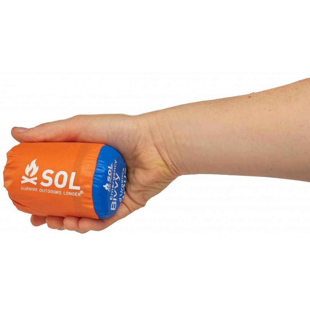 SOL+emergency+bivvy+in+hand.jpg