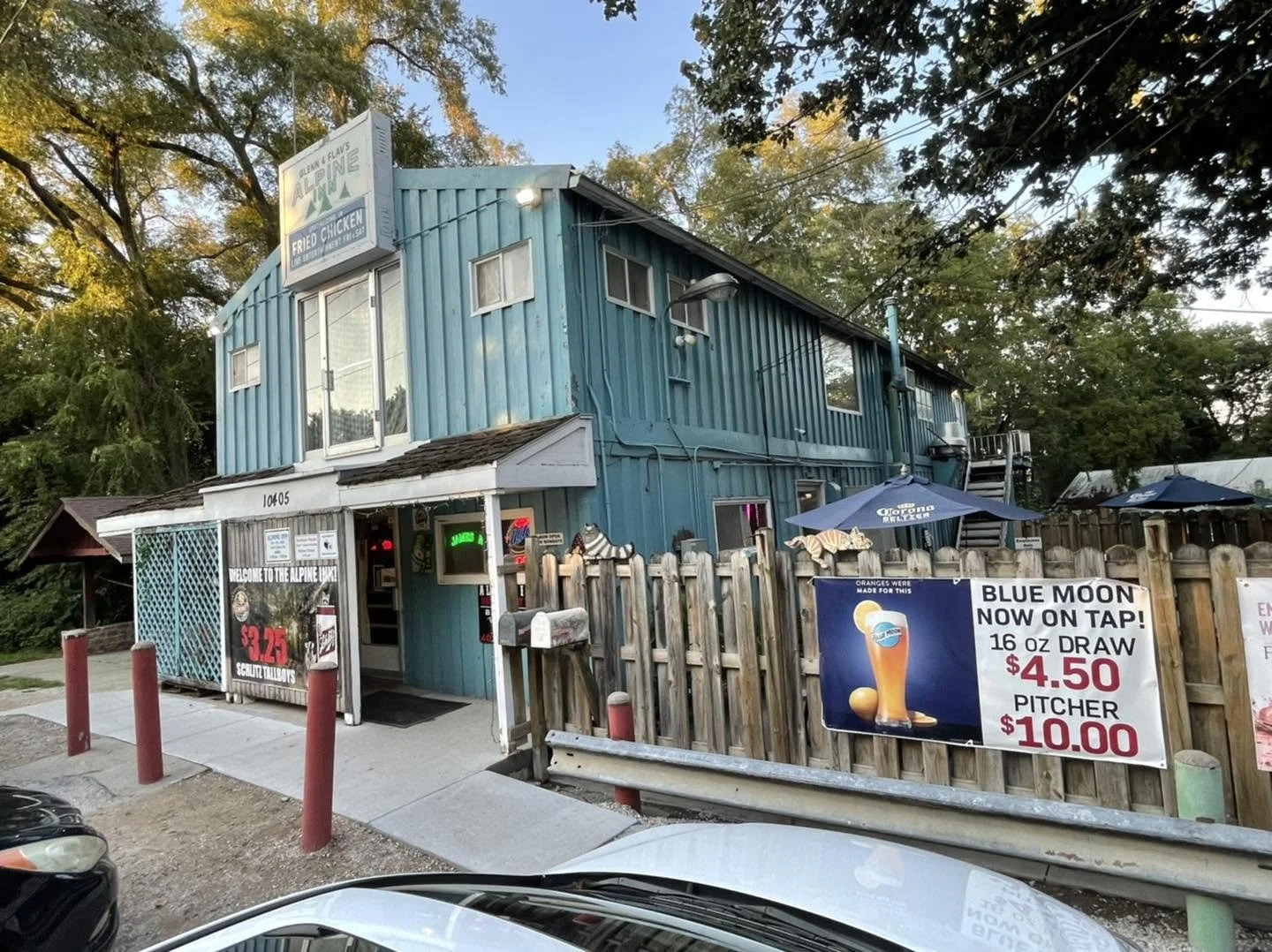 Alpine Inn Omaha: Fried Chicken, Raccoons, and Nebraska's Most Unique ...