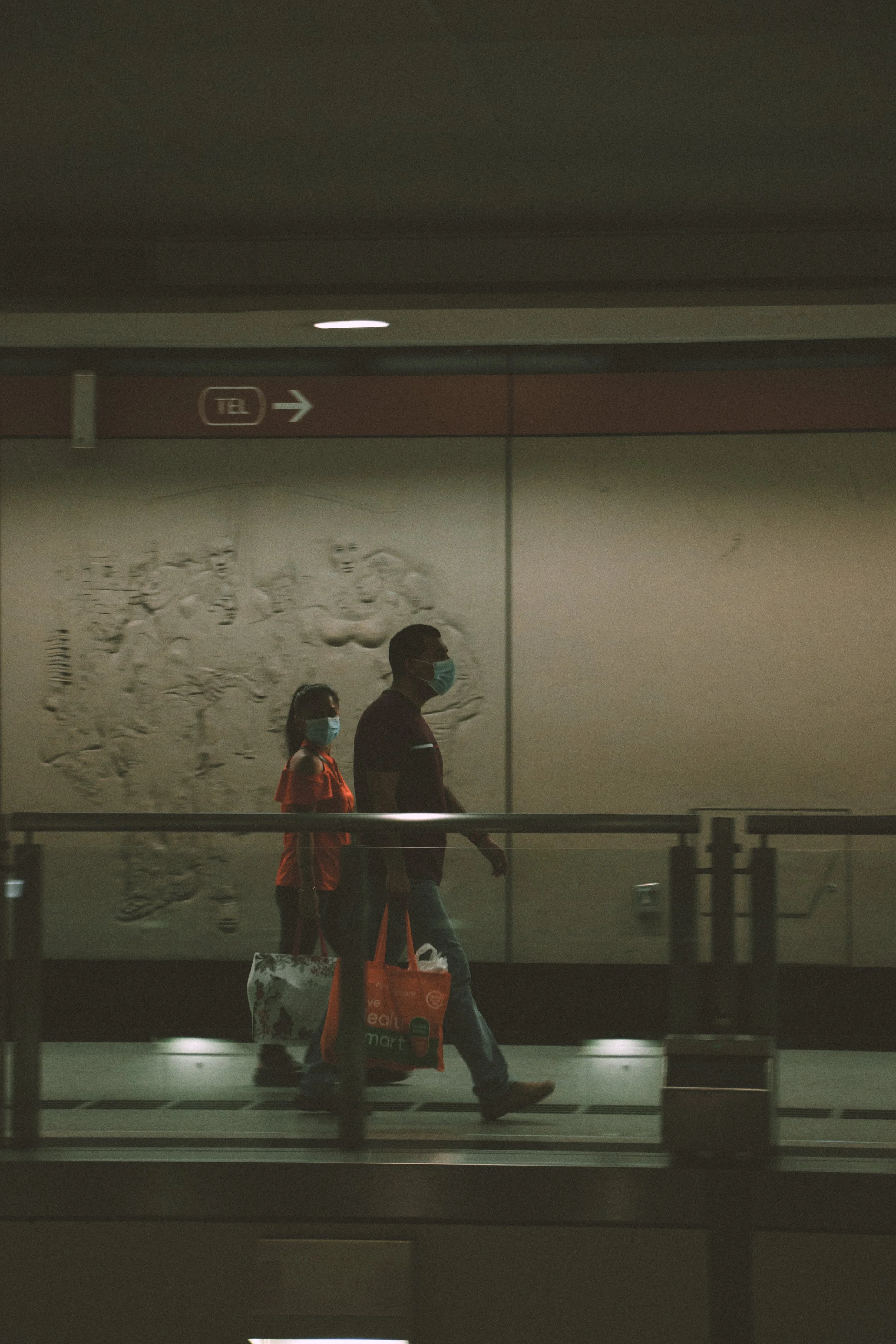 photo-collection-singapore-mrt-tel3