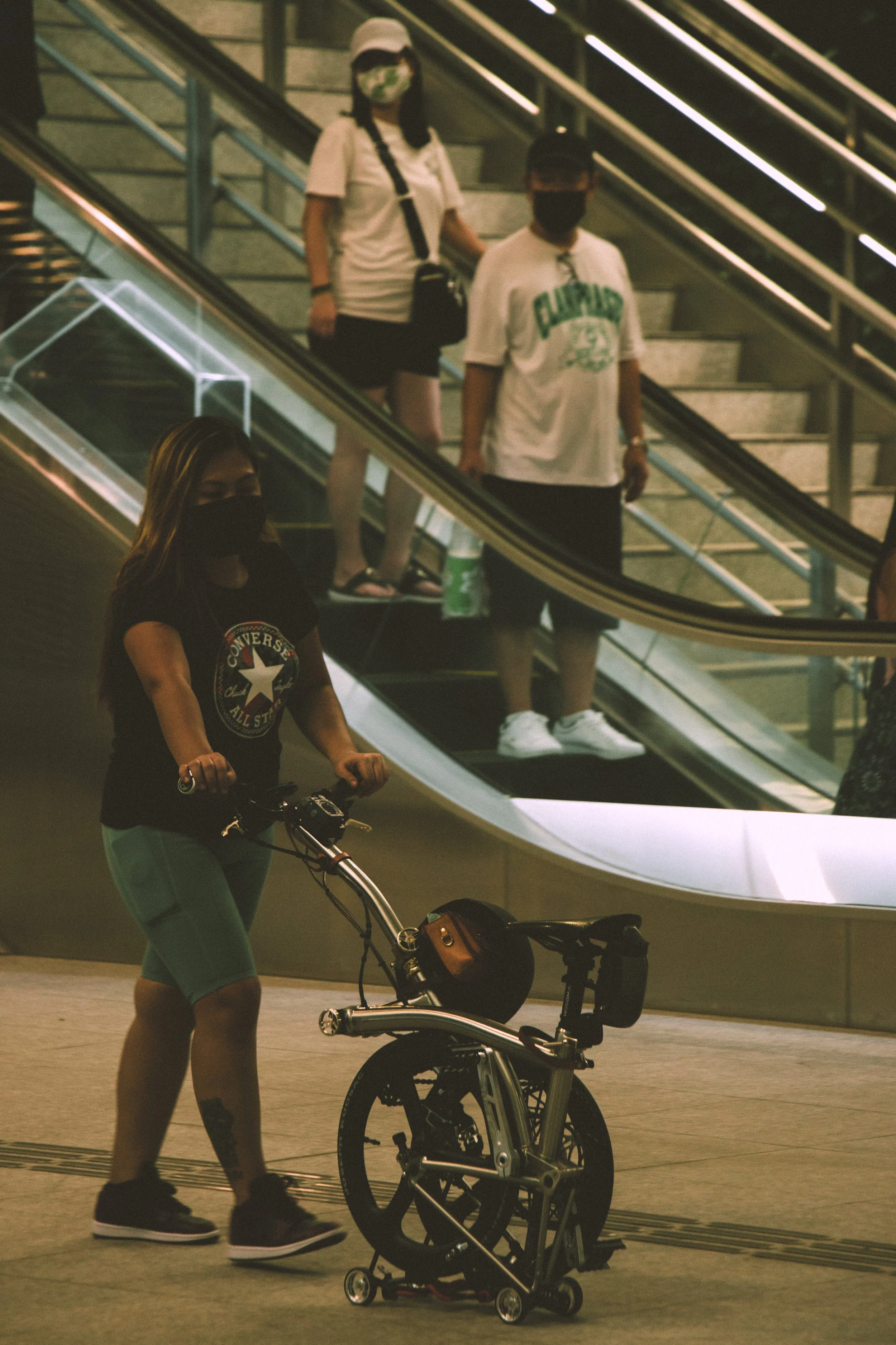 photo-collection-singapore-mrt-tel3