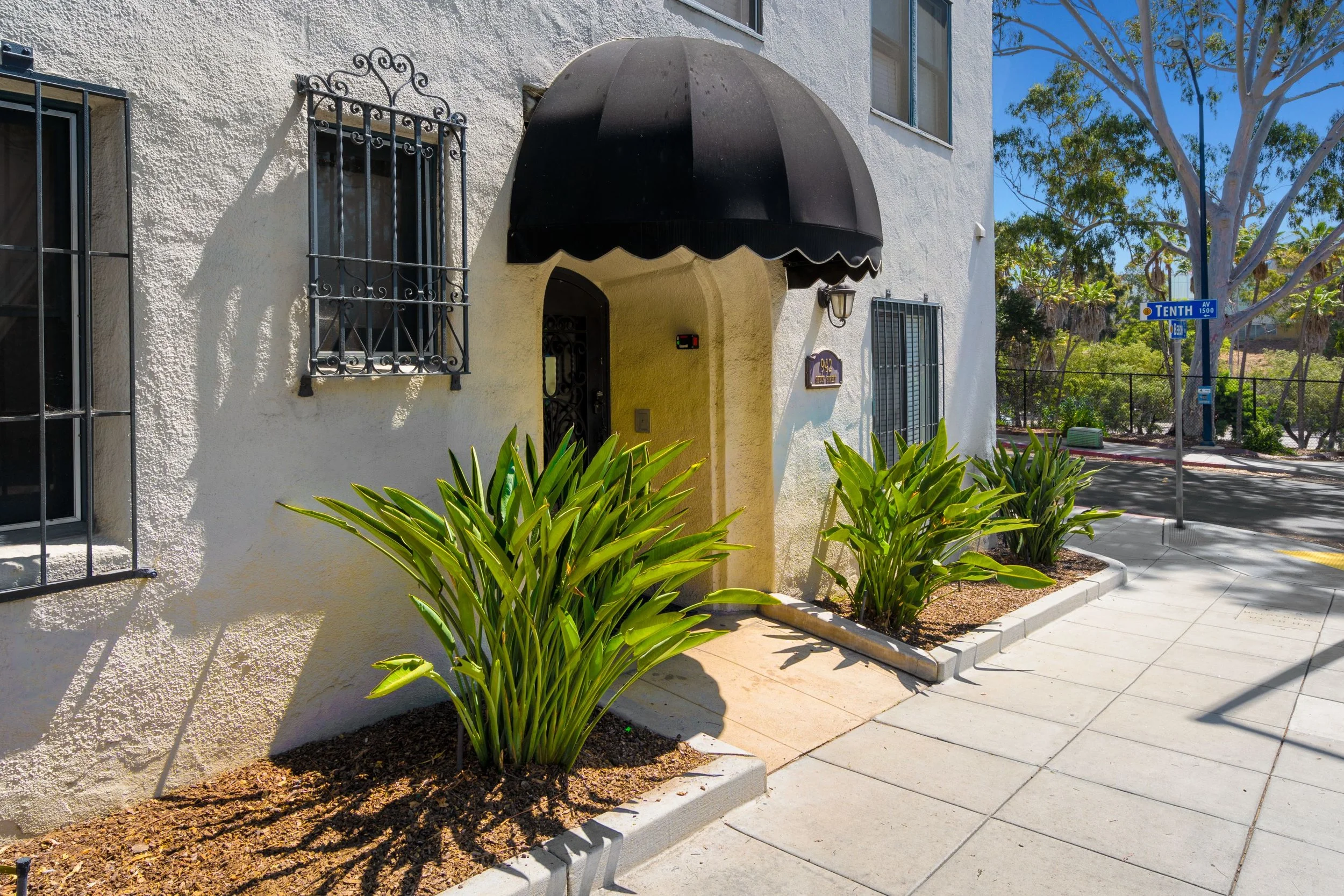942 Beech Street, San Diego, CA, 92101 — The Bove Investment Team