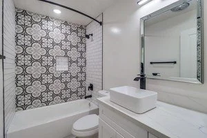 Bathroom 4 (1).jpg