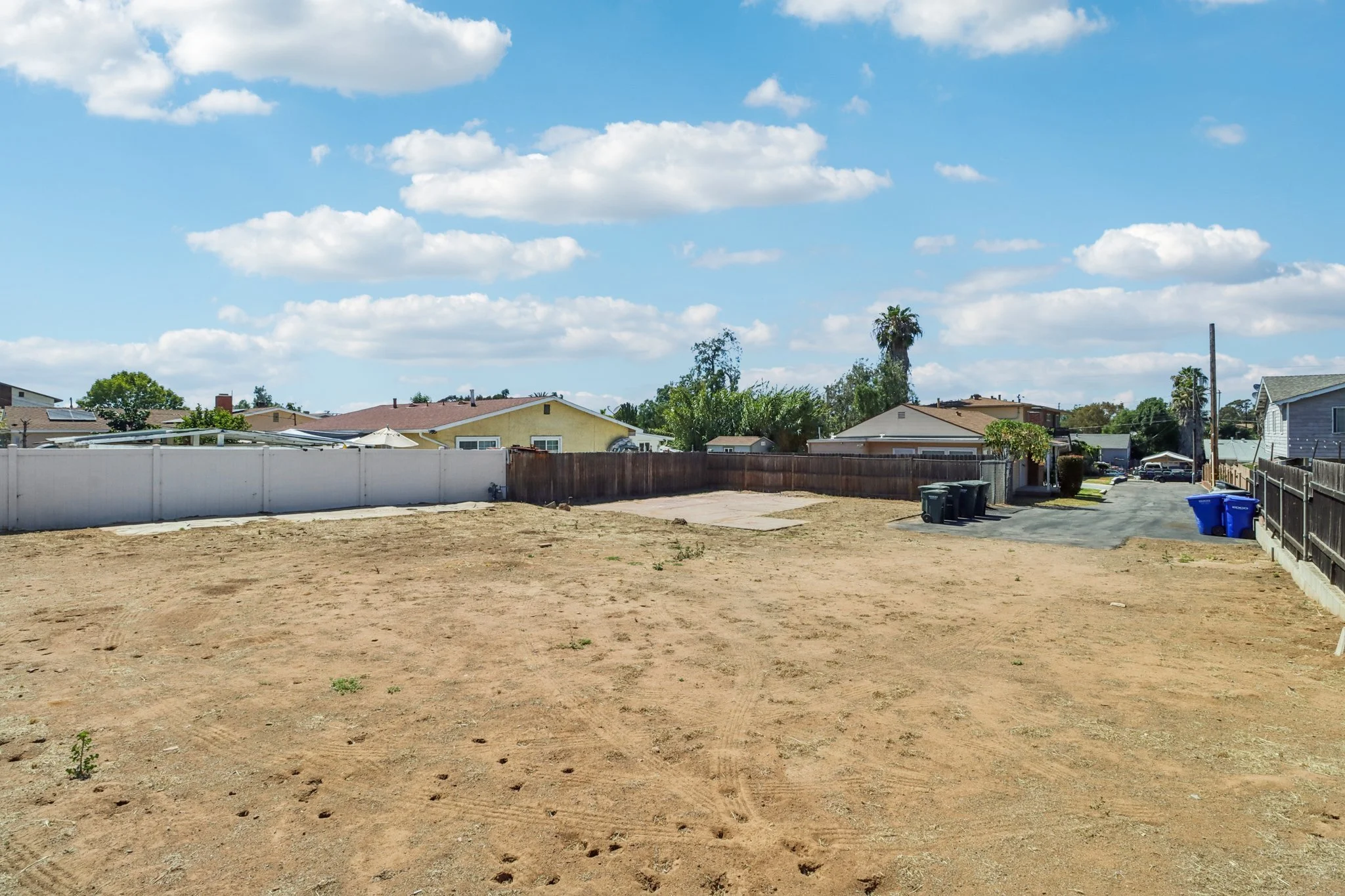 37-web-or-mls-2912-20 E 18th St-S3006-037 (1).jpg