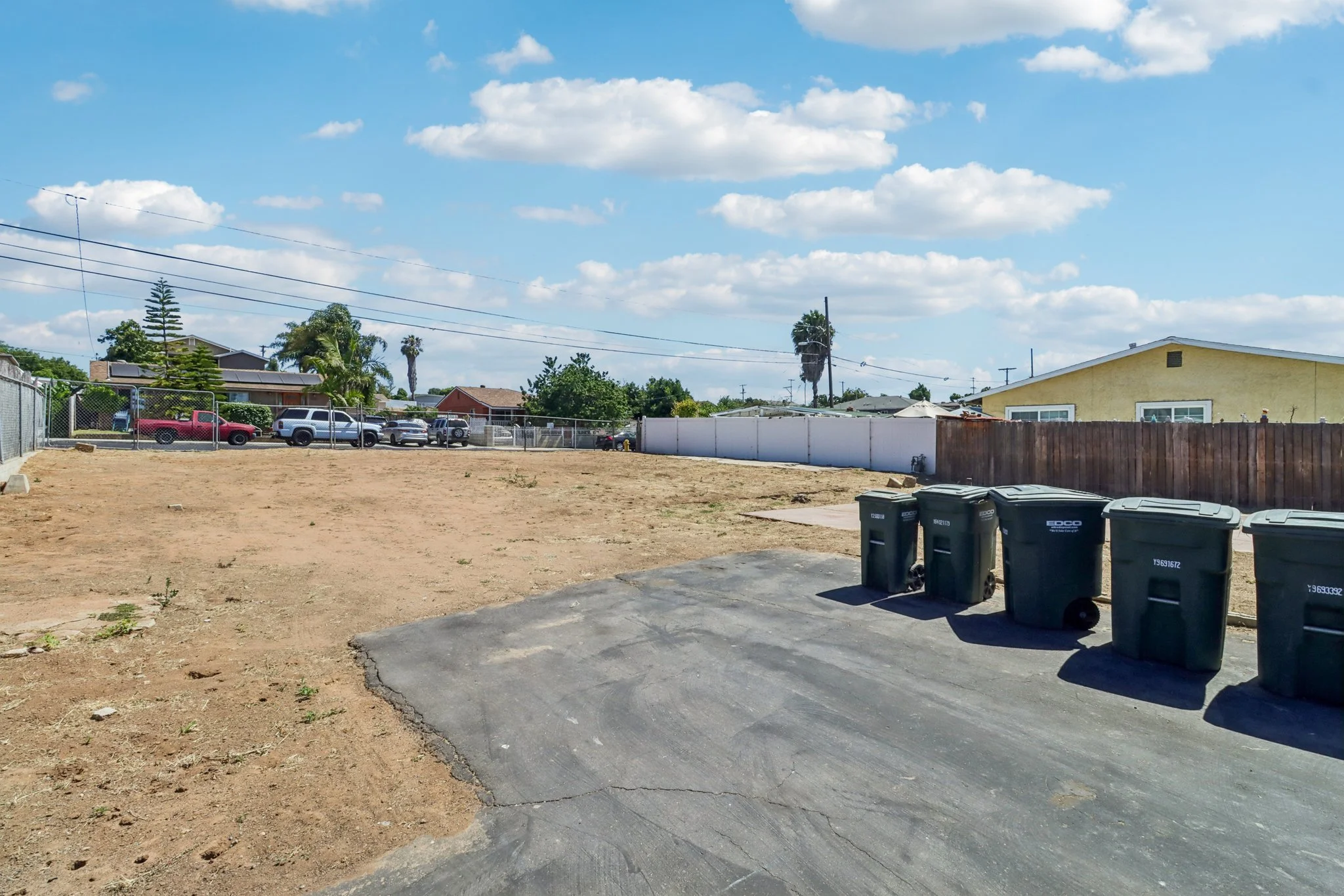 36-web-or-mls-2912-20 E 18th St-S3006-036.jpg