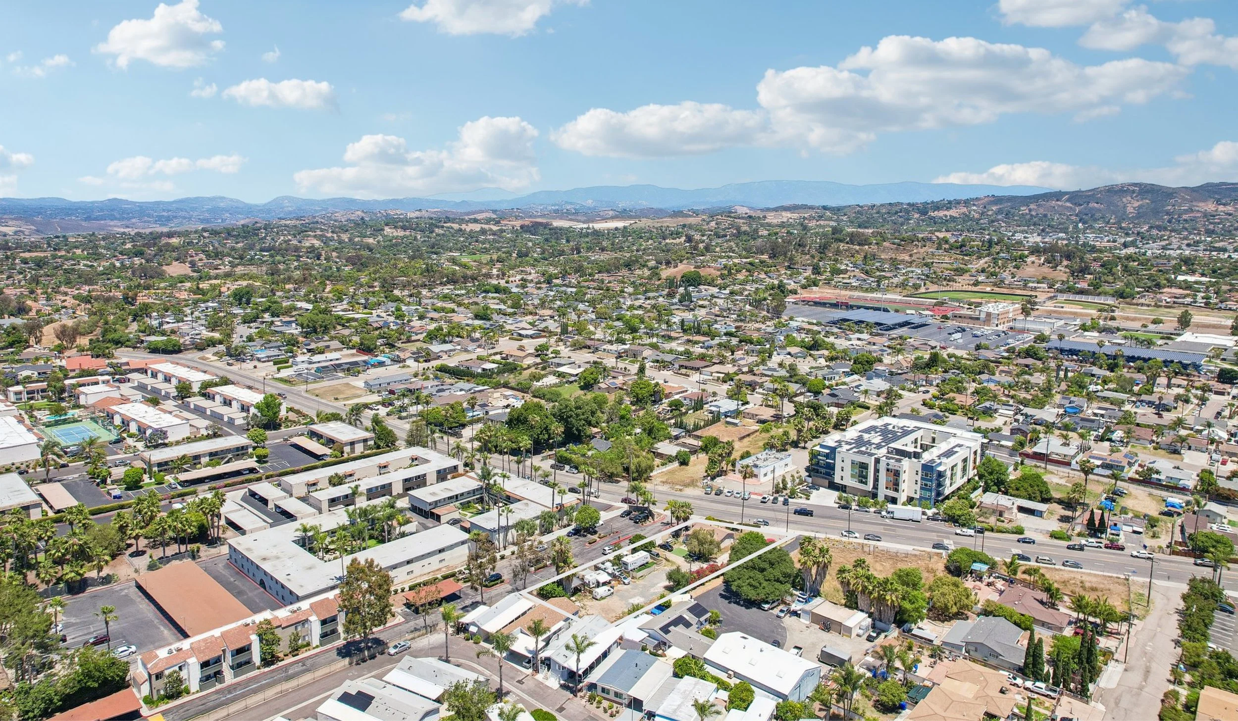 1570 N Santa Fe Avenue - OM V2.jpg