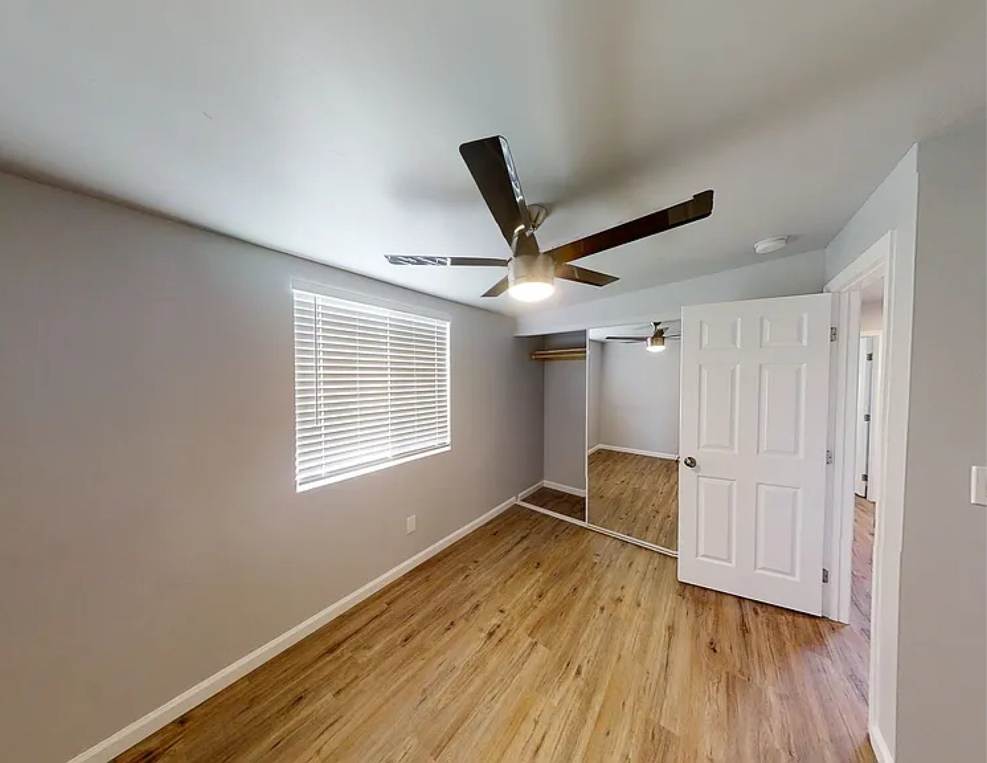 1228 Grand Ave - 2.jpg