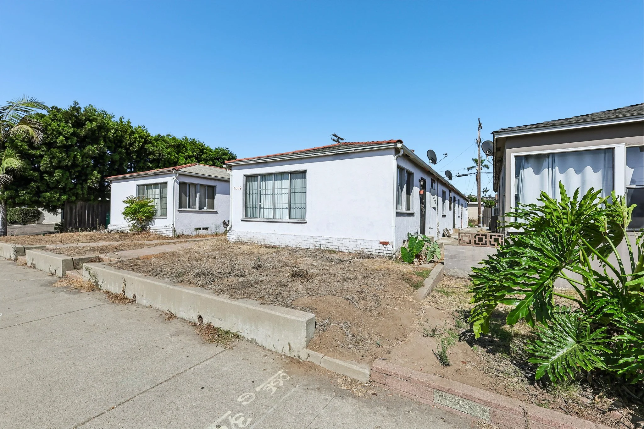2-web-or-mls-2059-65 Morena Blvd-S0808-002.jpg