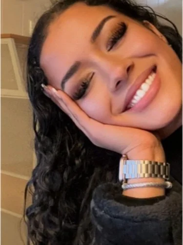 ELIZABETH CABRAL - HR Maven, Proud Positivity Advocate
