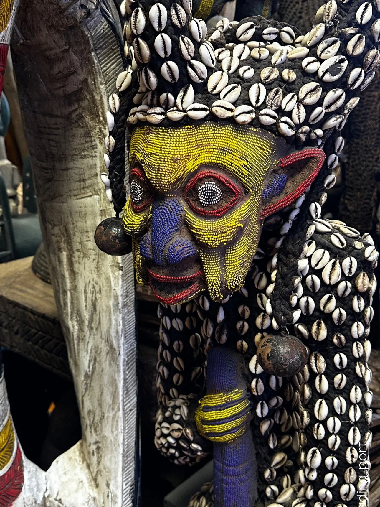 Handcrafted treasures galore! Saw the most amazing art from all over Africa today at @african_trading_port! I would love to know the stories behind each creation - whether it&rsquo;s an ancient artifact, handcrafted jewellery or the stunning textiles