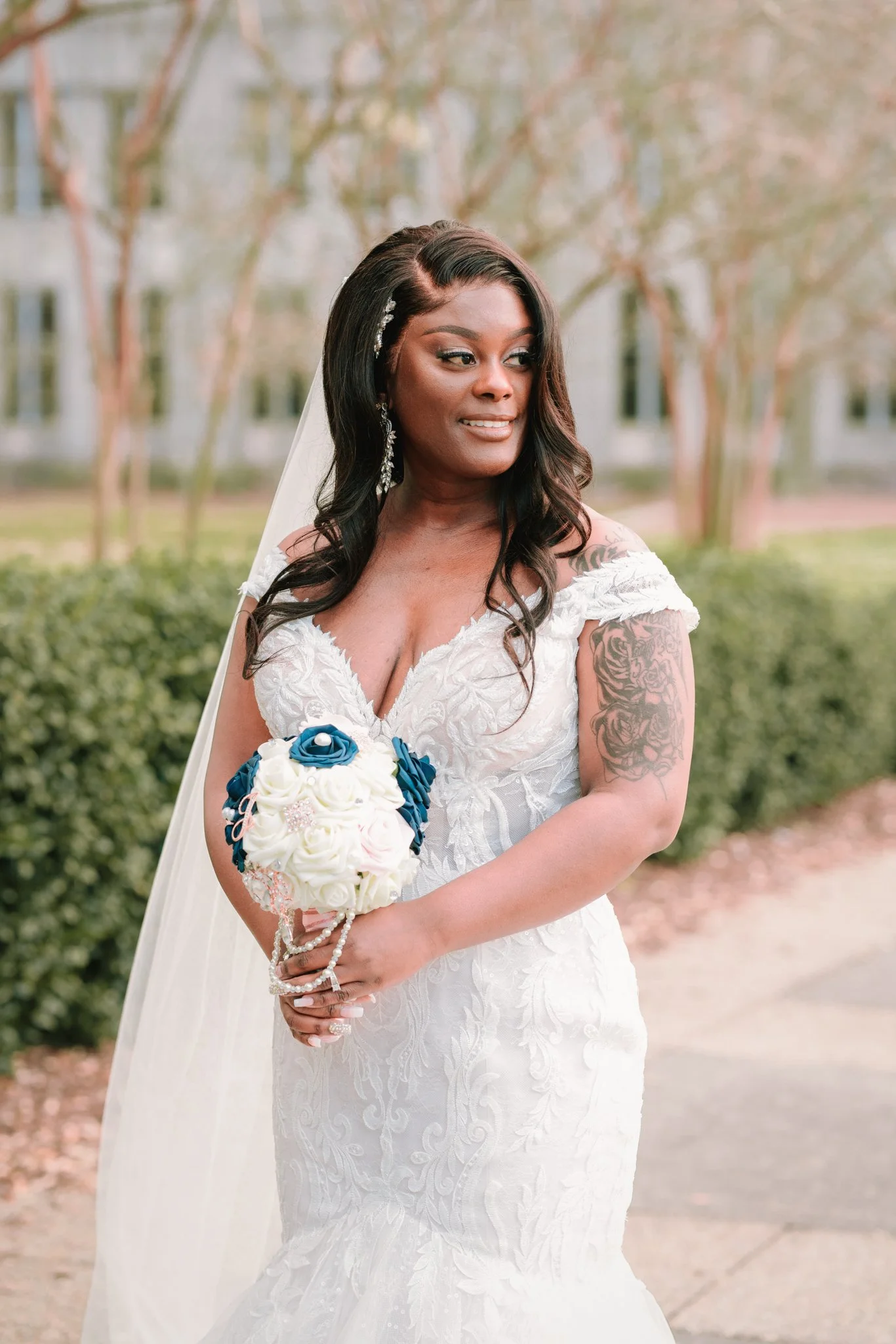 Jalacy Bridal Session In Downtown Baton Rouge-33.jpg
