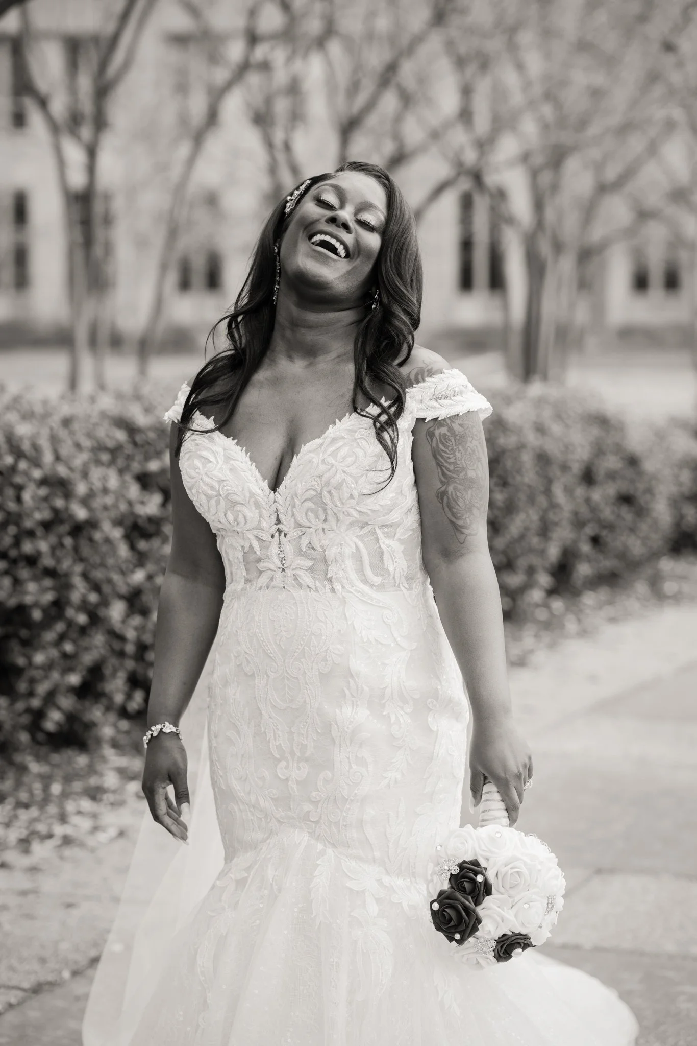 Jalacy Bridal Session In Downtown Baton Rouge-35.jpg