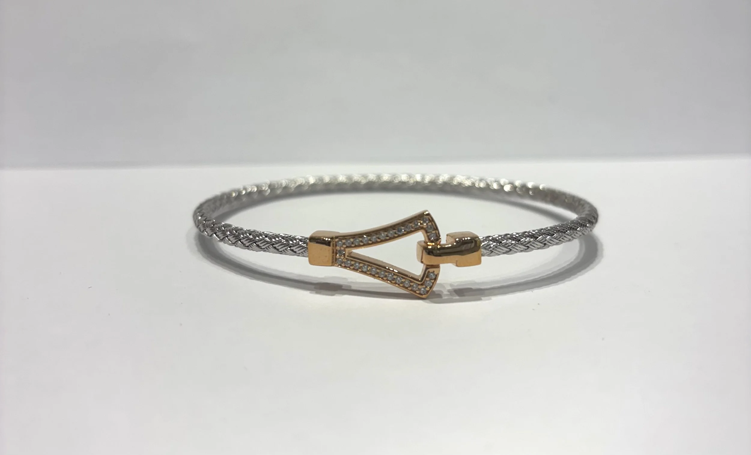 Bracelet Motif Rosé Triangle Argenté