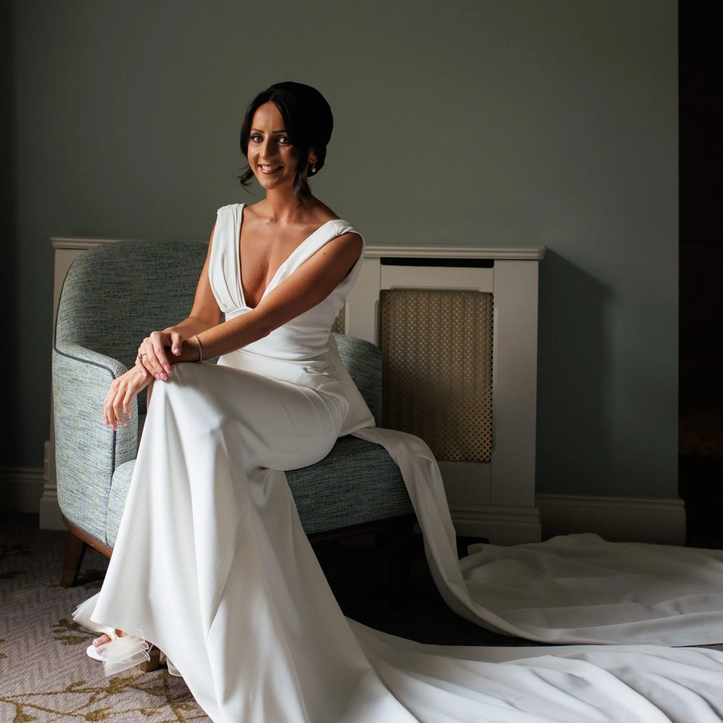 How stunning was @laurahaugh on her wedding day!!

 #irishweddings #preweddingphotoshoot #irishweddingsuppliers #irishwedding #niweddingphotographer #niweddingsuppliers #niphotographer #irishweddingvenue #irishweddingphotography #belfastweddingphotog
