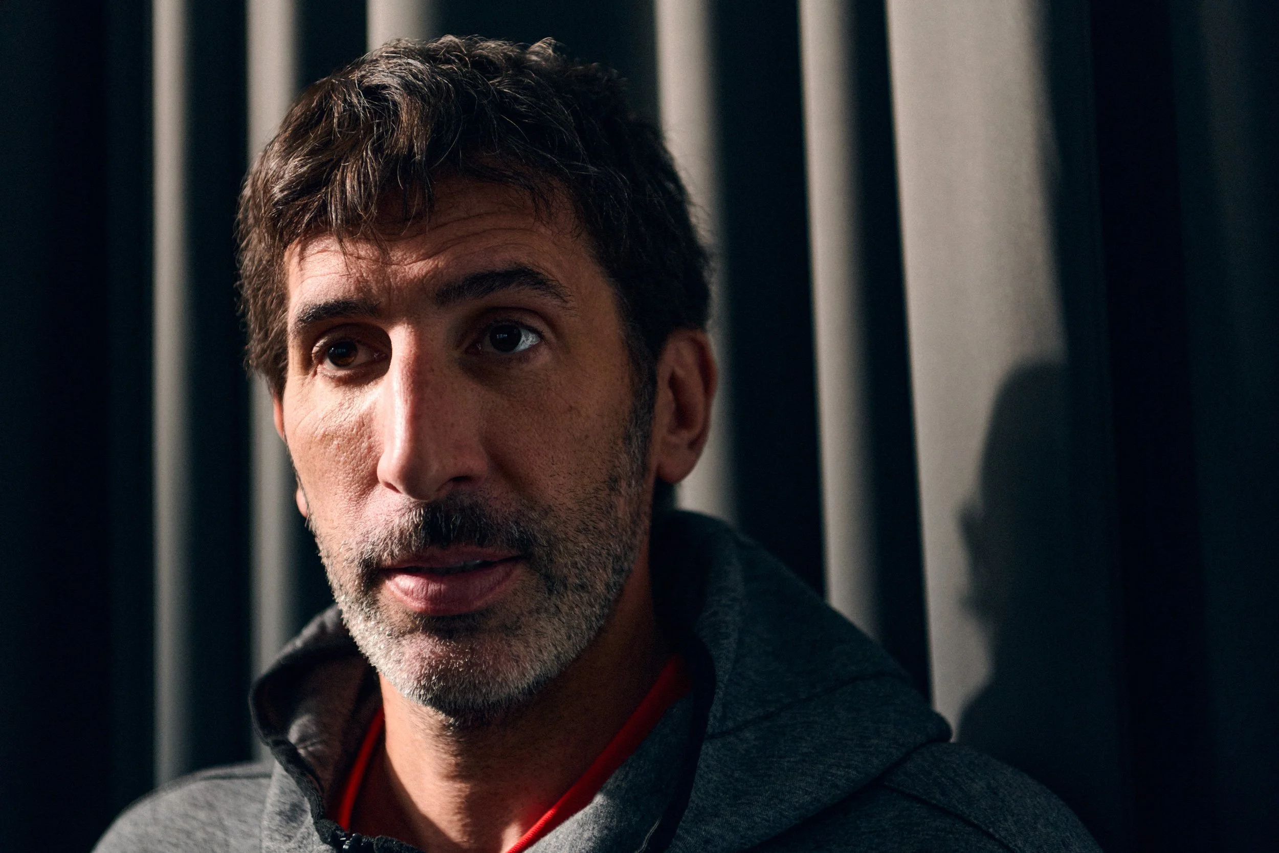 Basketball-Bundestrainer Alex Mumbru für stern