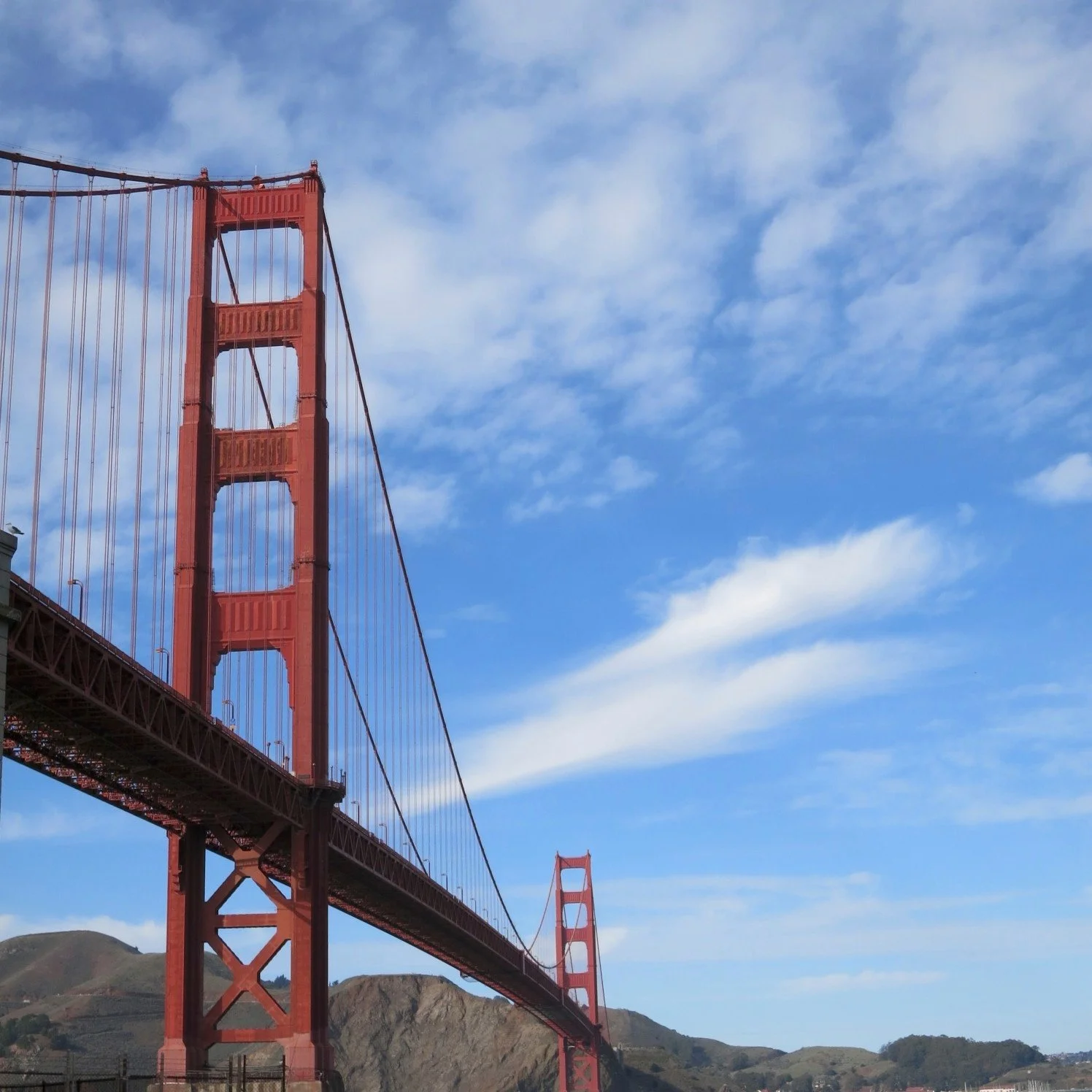 12-golden-gate-from-below.jpg