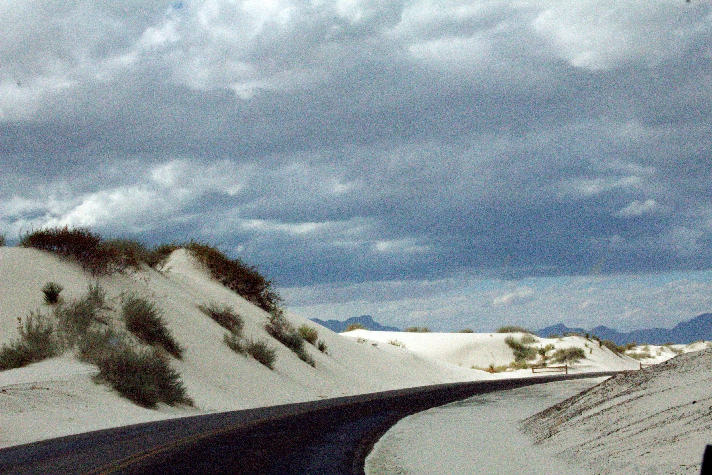 01-a-road-through-white-sands.jpg