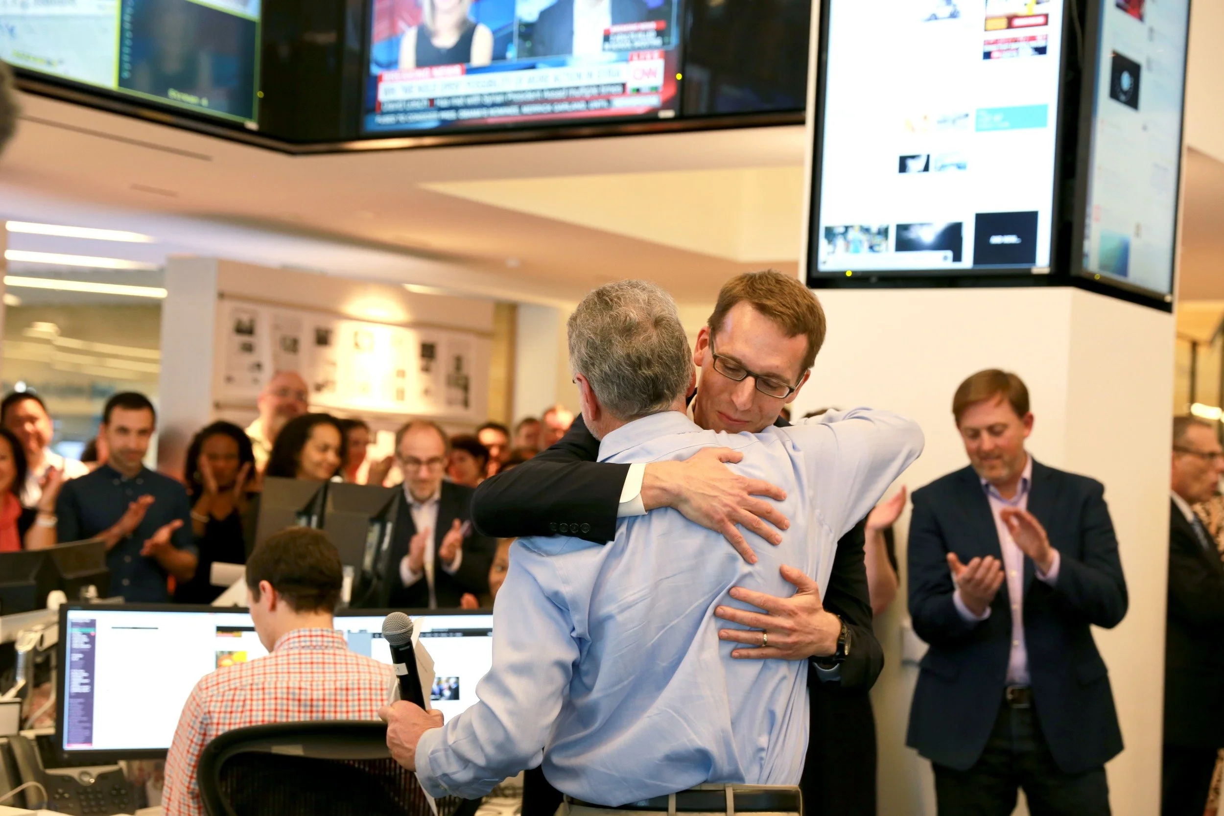06-recognition-in-the-newsroom.jpg