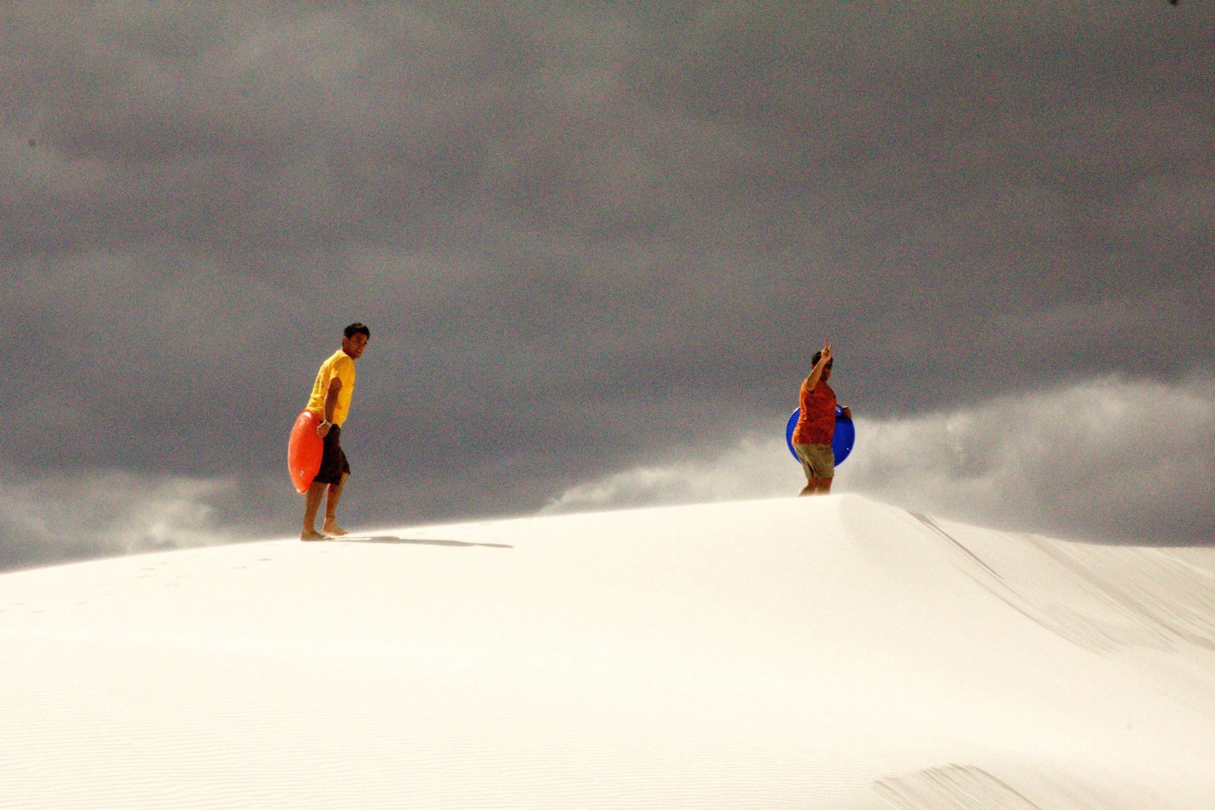 03-human-scale-white-sands.jpg