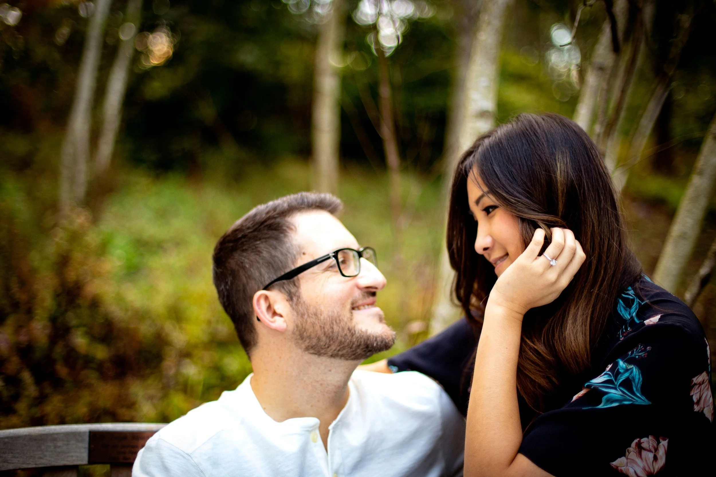 12-lauren-and-jeff-a-shared-glance.jpg