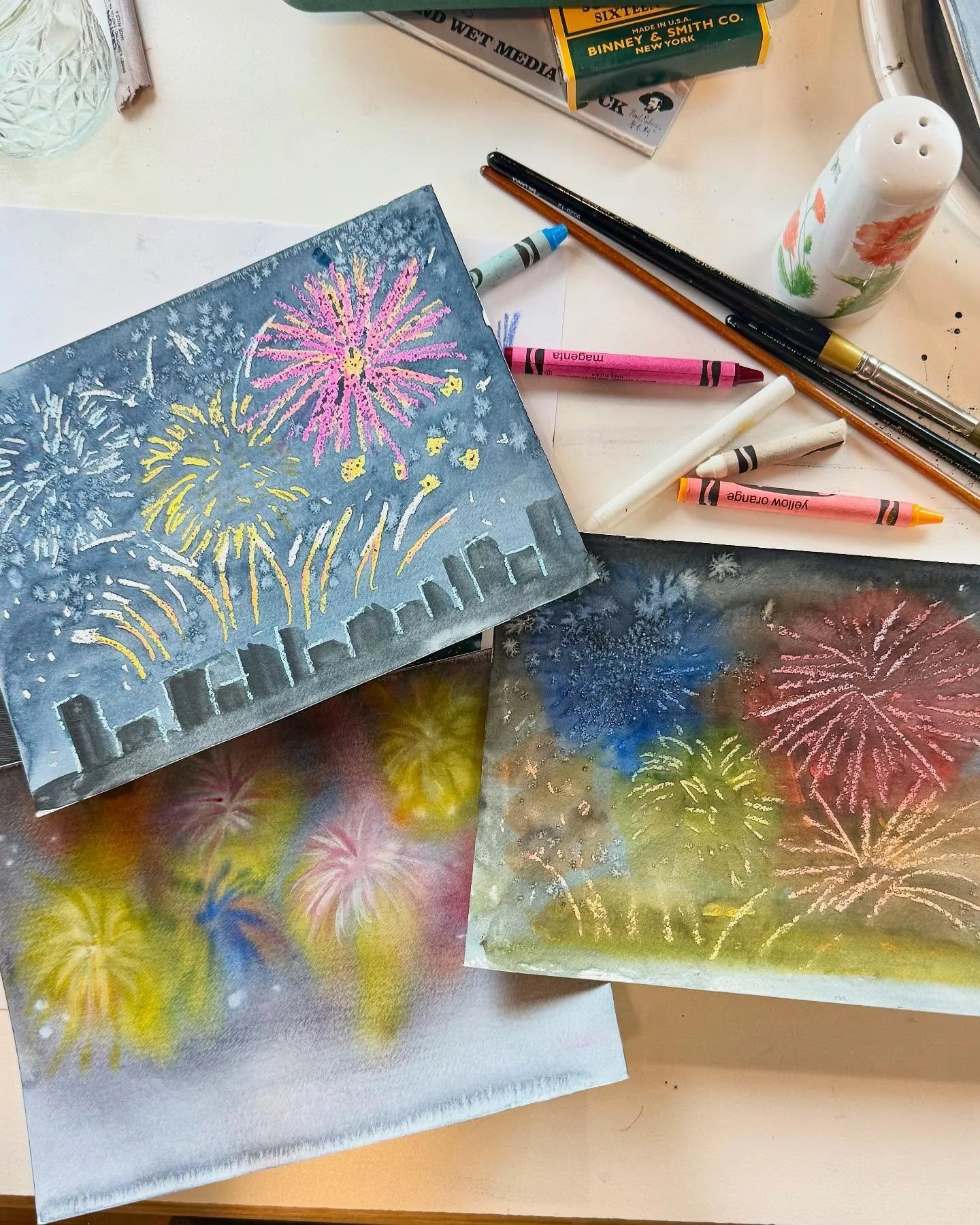 We had a carefree type of paint class tonight as we experimented with painted fireworks 🎆. Turns out, it&rsquo;s not very easy. We tried a few different techniques though as we all thought of ideas.