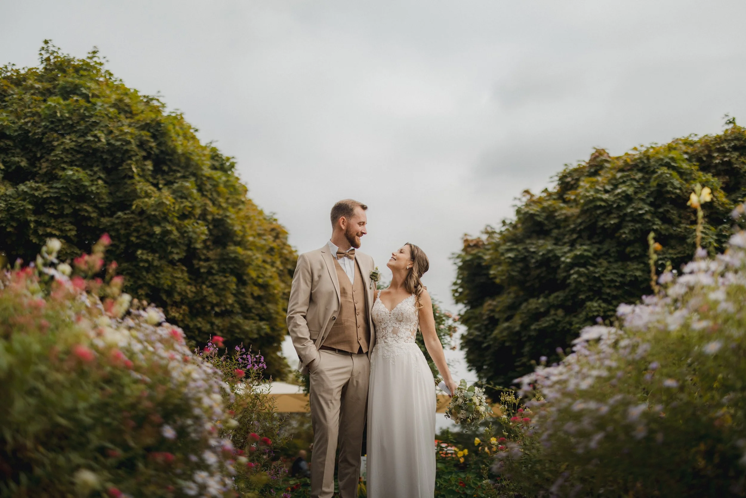 Industrial Hochzeit: Jenny &amp; Tim in der Alten Maschinenhalle Solingen
