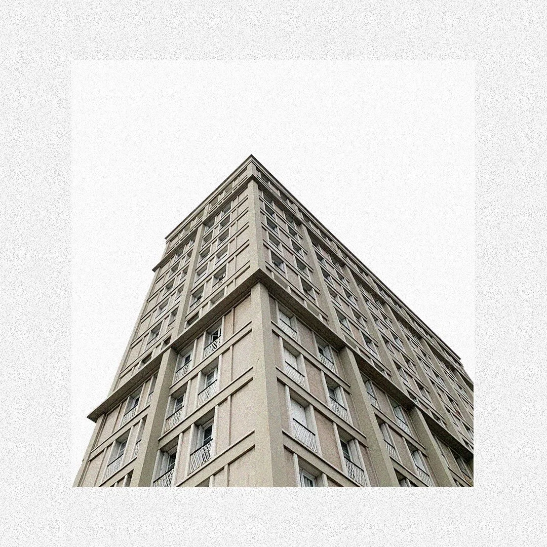 AUGUSTE PERRET &bull; LH