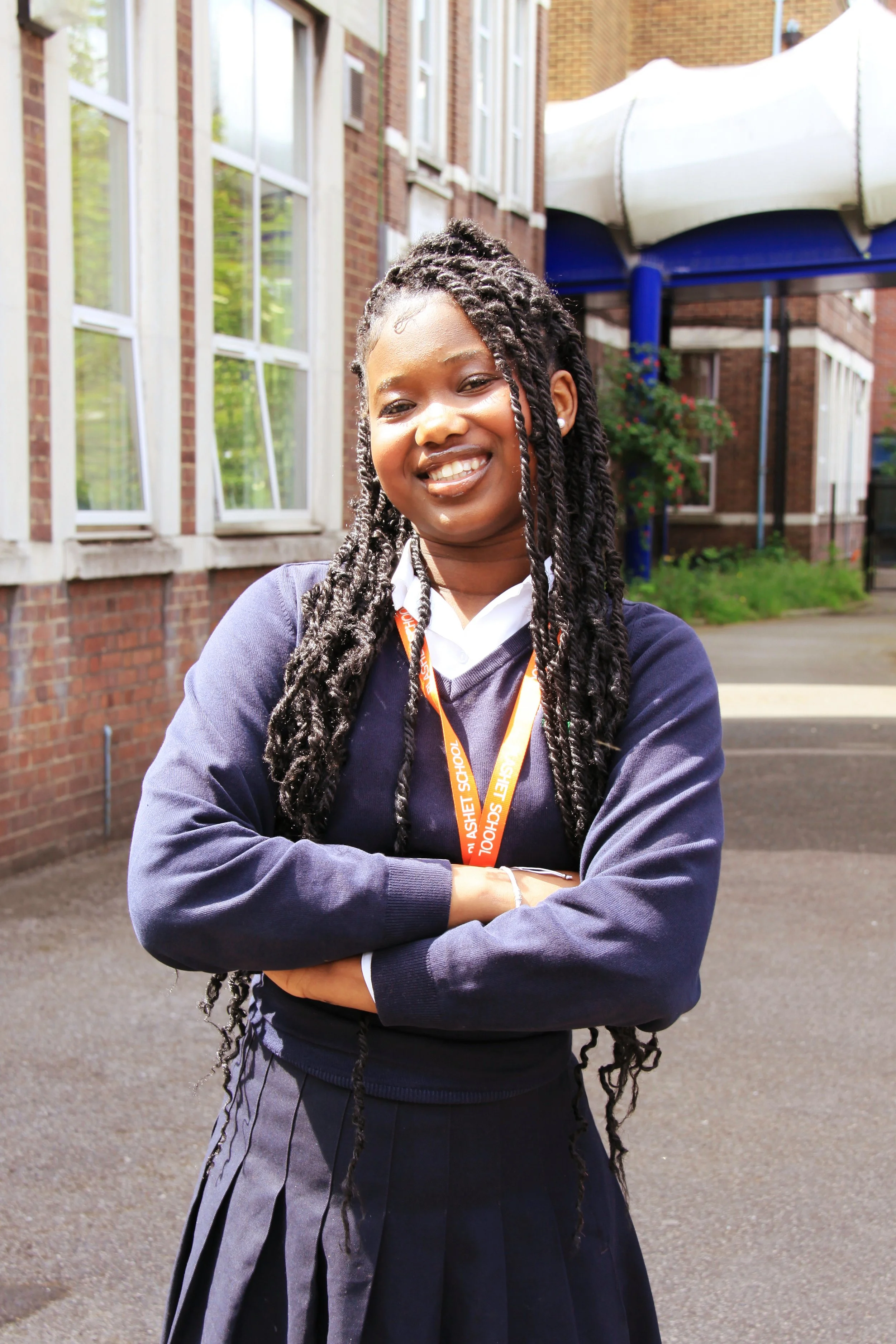 245/300 Soraia Barri 