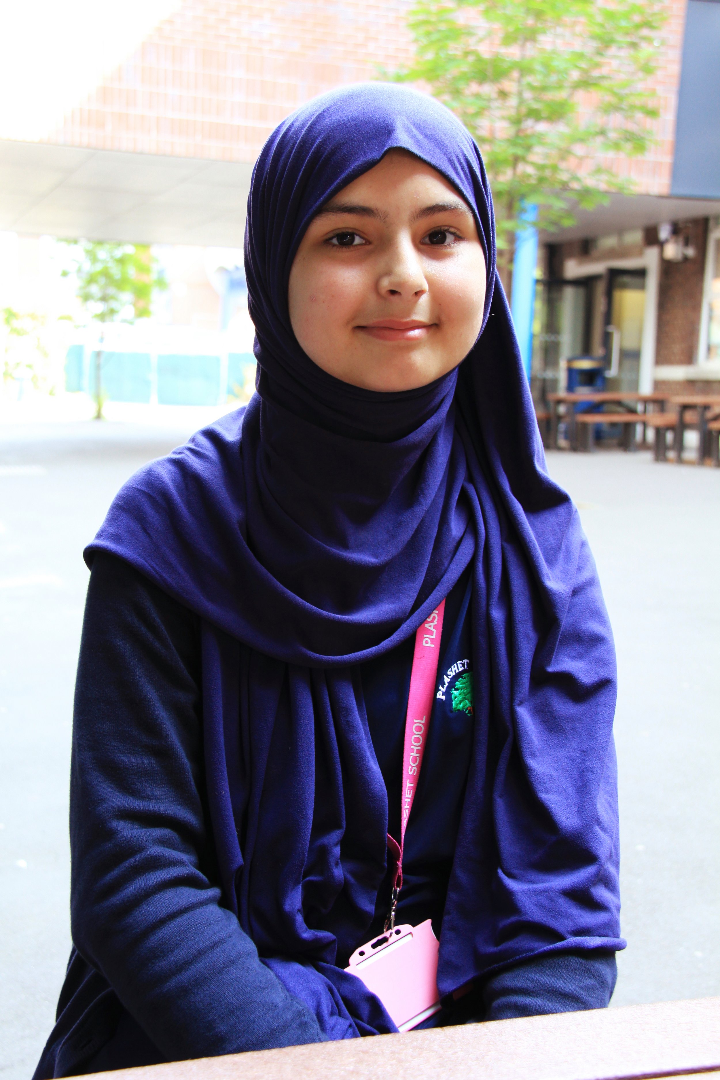 281/300 Zarghuna Syed 