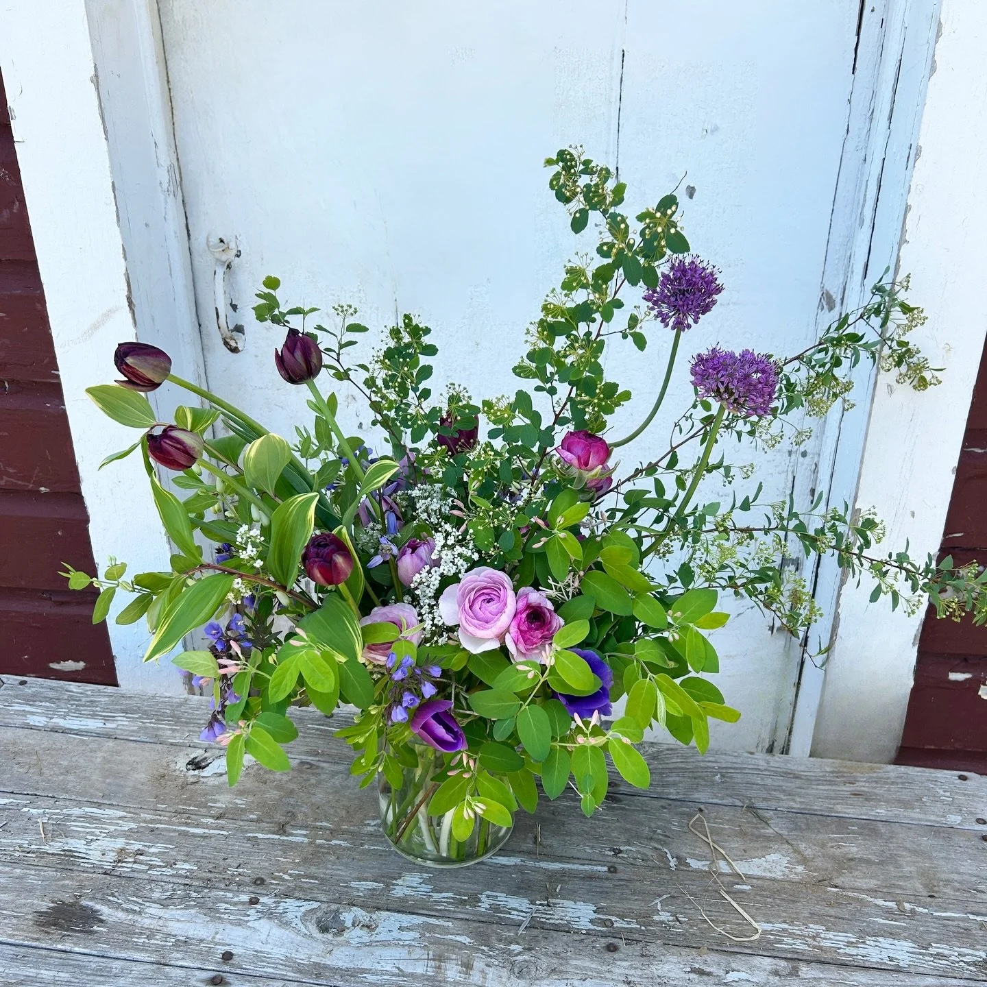 Today (Wednesday, May 6) is the final day to place your Mother&rsquo;s Day pre-orders through our online shop ✿
&bull;
&bull;
The flower stand will be closed Friday, and we&rsquo;re still sorting out weekend hours, stay tuned for updates on Saturday 