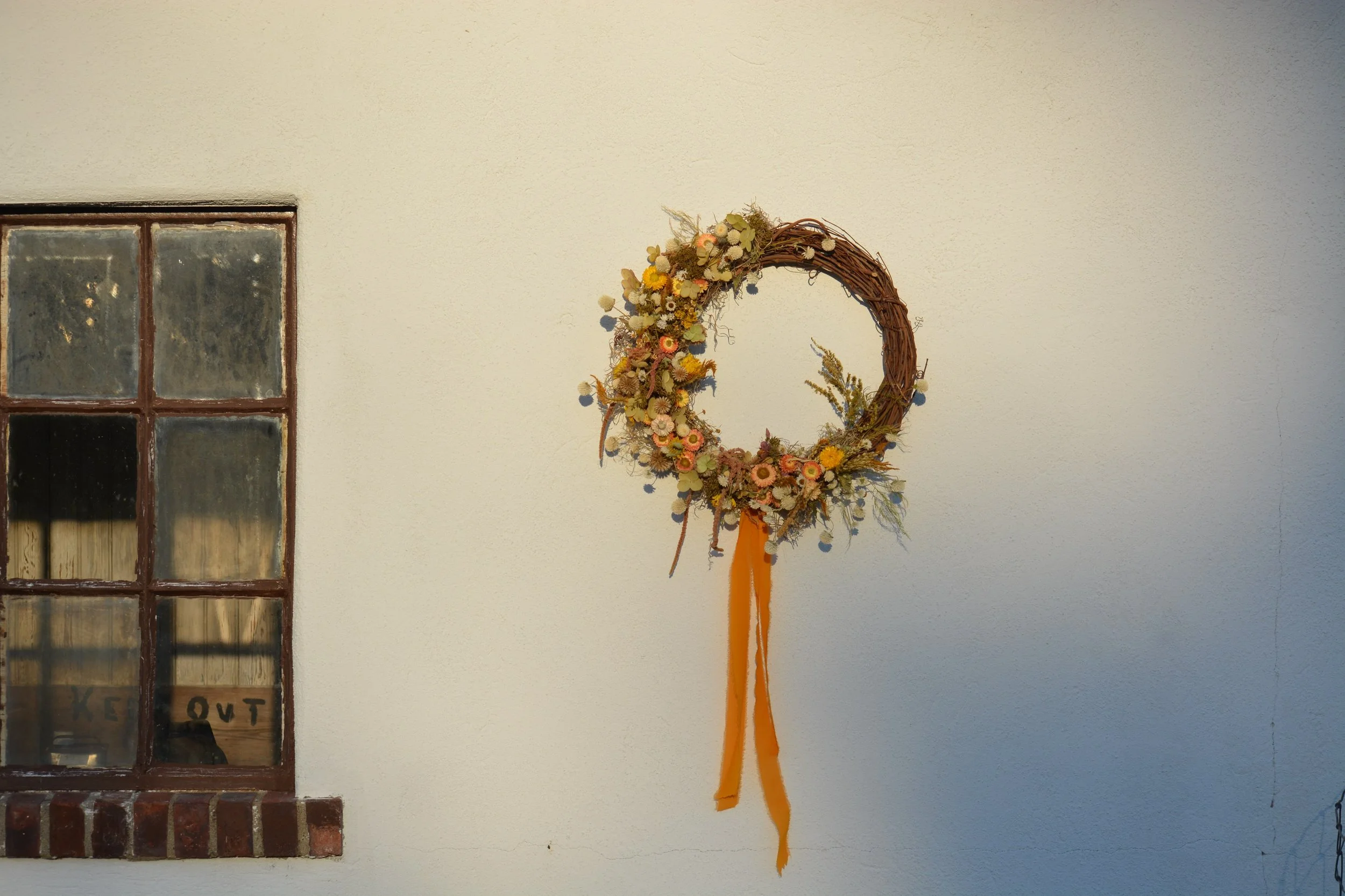 A golden autumn for dried wreath week 🔅