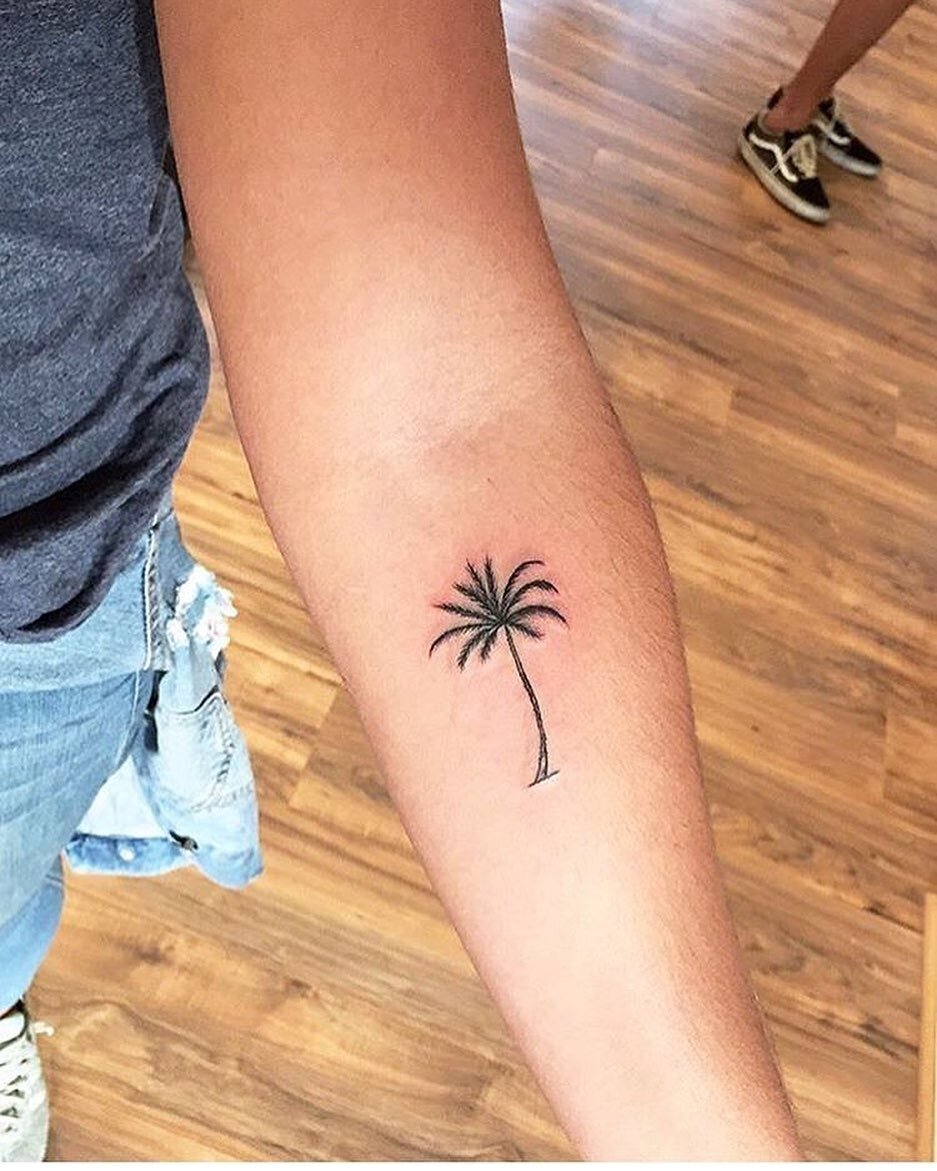 &bull; FINE LINE TATTOO 🌴 @brunotownse